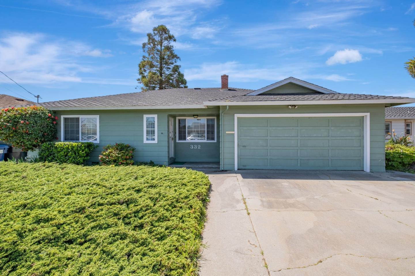 Watsonville, California, 95076, United States, 3 Bedrooms Bedrooms, ,2 BathroomsBathrooms,Residential,For Sale,1885327