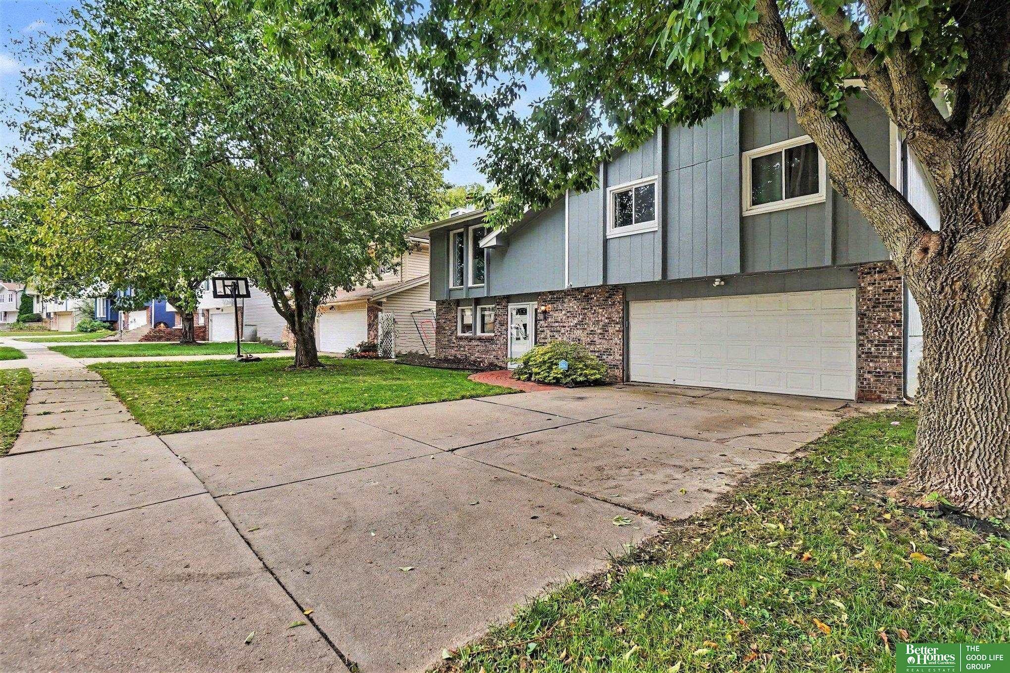 Crown Point Ave, Omaha, NE 68164 #1