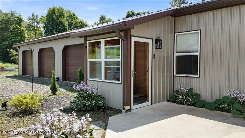New Milford, Pennsylvania, 18834, United States, 3 Bedrooms Bedrooms, ,2 BathroomsBathrooms,Residential,For Sale,1908291