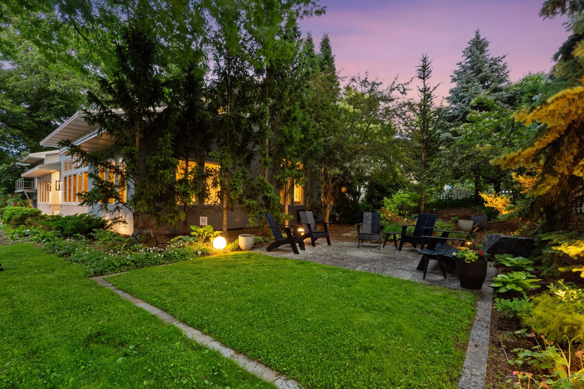  Lakes Area Living, Modern Luxury - 物件實景