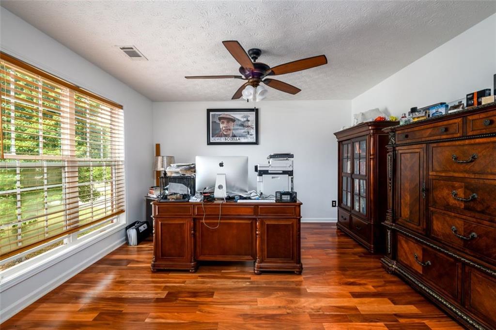 Lawrenceville, Georgia, 30046, United States, 5 Bedrooms Bedrooms, ,4 BathroomsBathrooms,Residential,For Sale,1934412