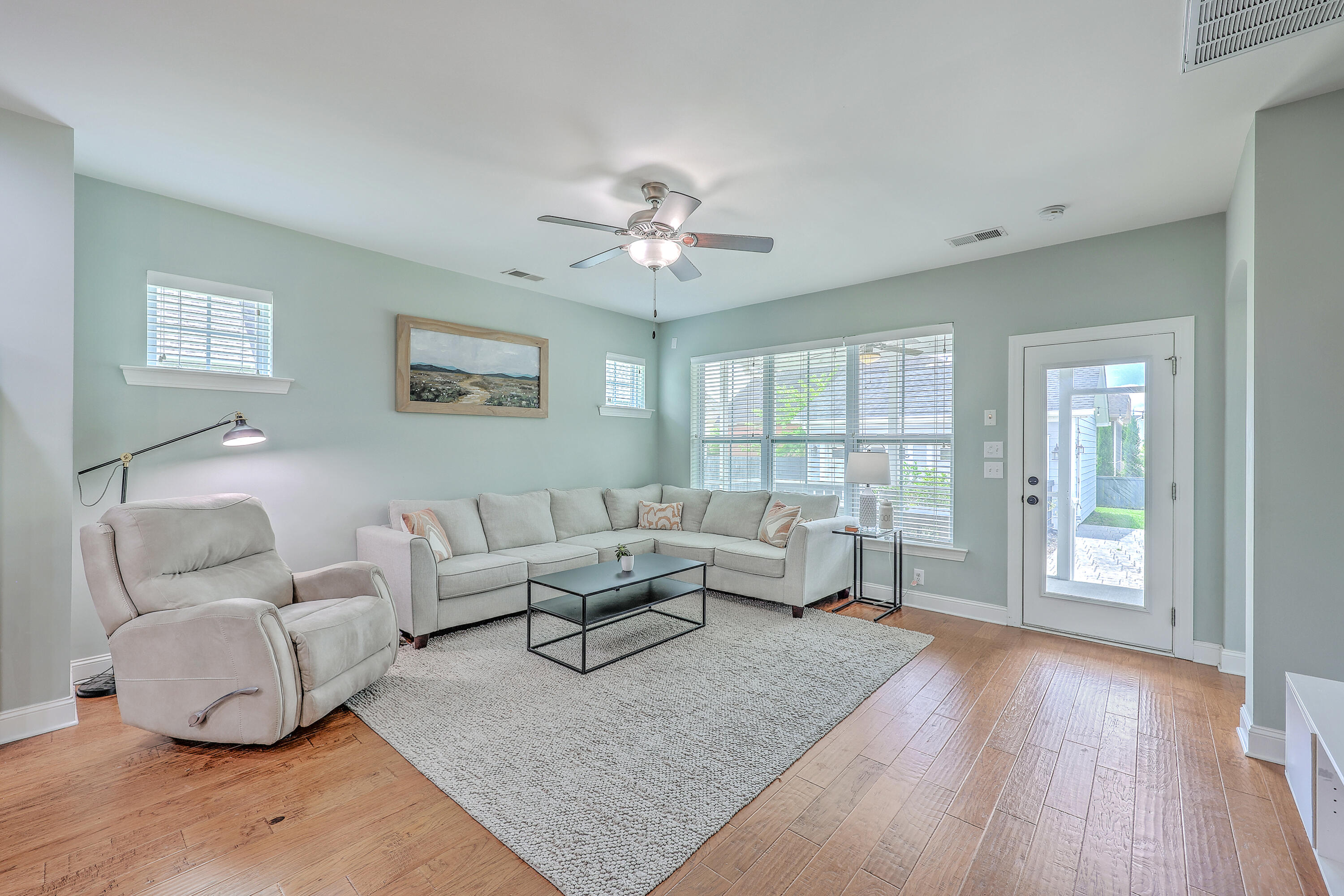 Summerville, South Carolina, 29486, United States, 3 Bedrooms Bedrooms, ,3 BathroomsBathrooms,Residential,For Sale,1889517