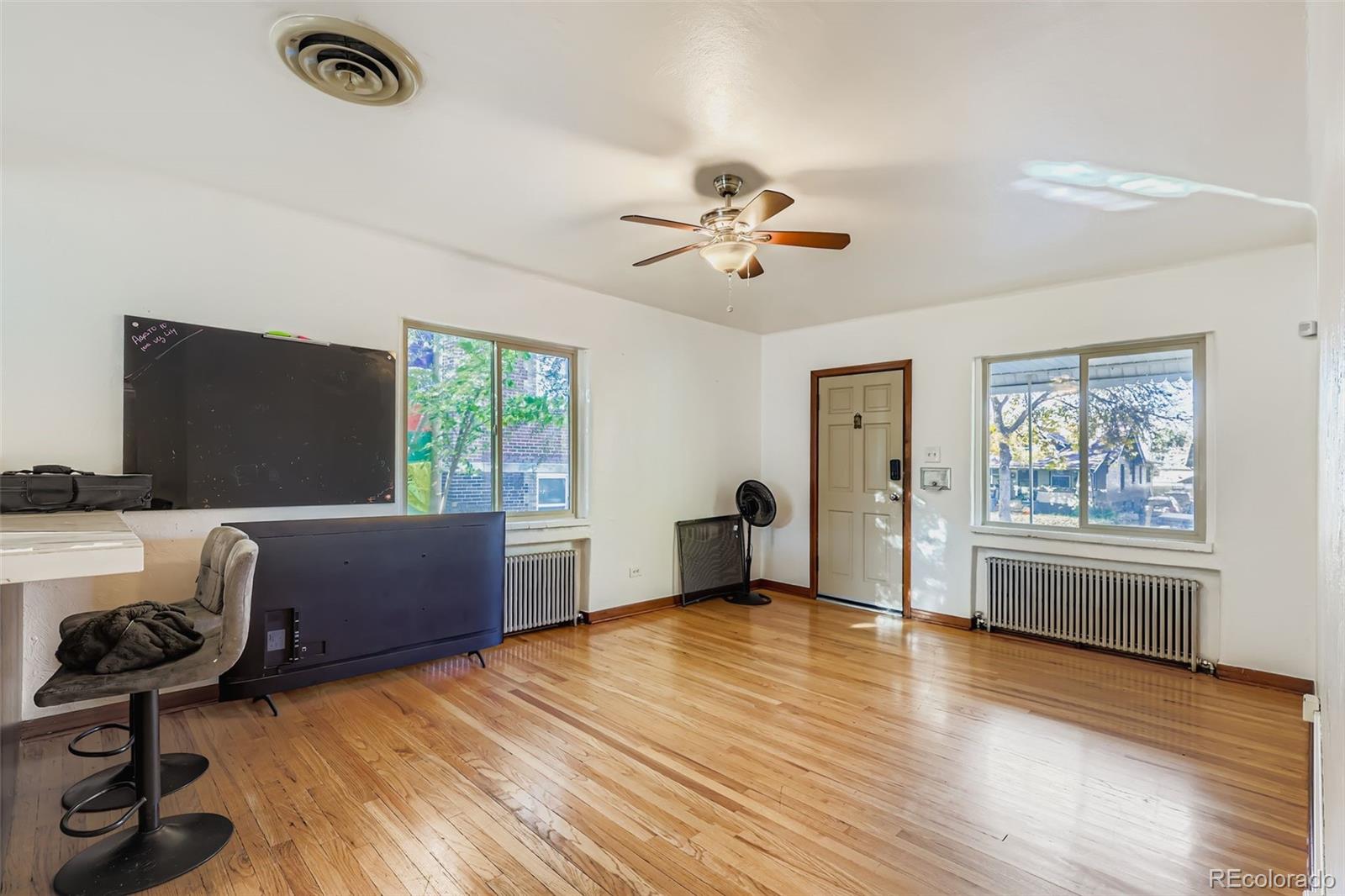 Denver, Colorado, 80205, United States, 3 Bedrooms Bedrooms, ,1 BathroomBathrooms,Residential,For Sale,1969232