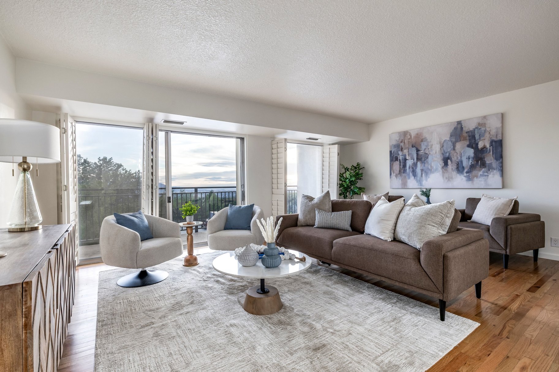  Spacious Canyon Crest Condo with Sweeping Valley Views - 物件實景