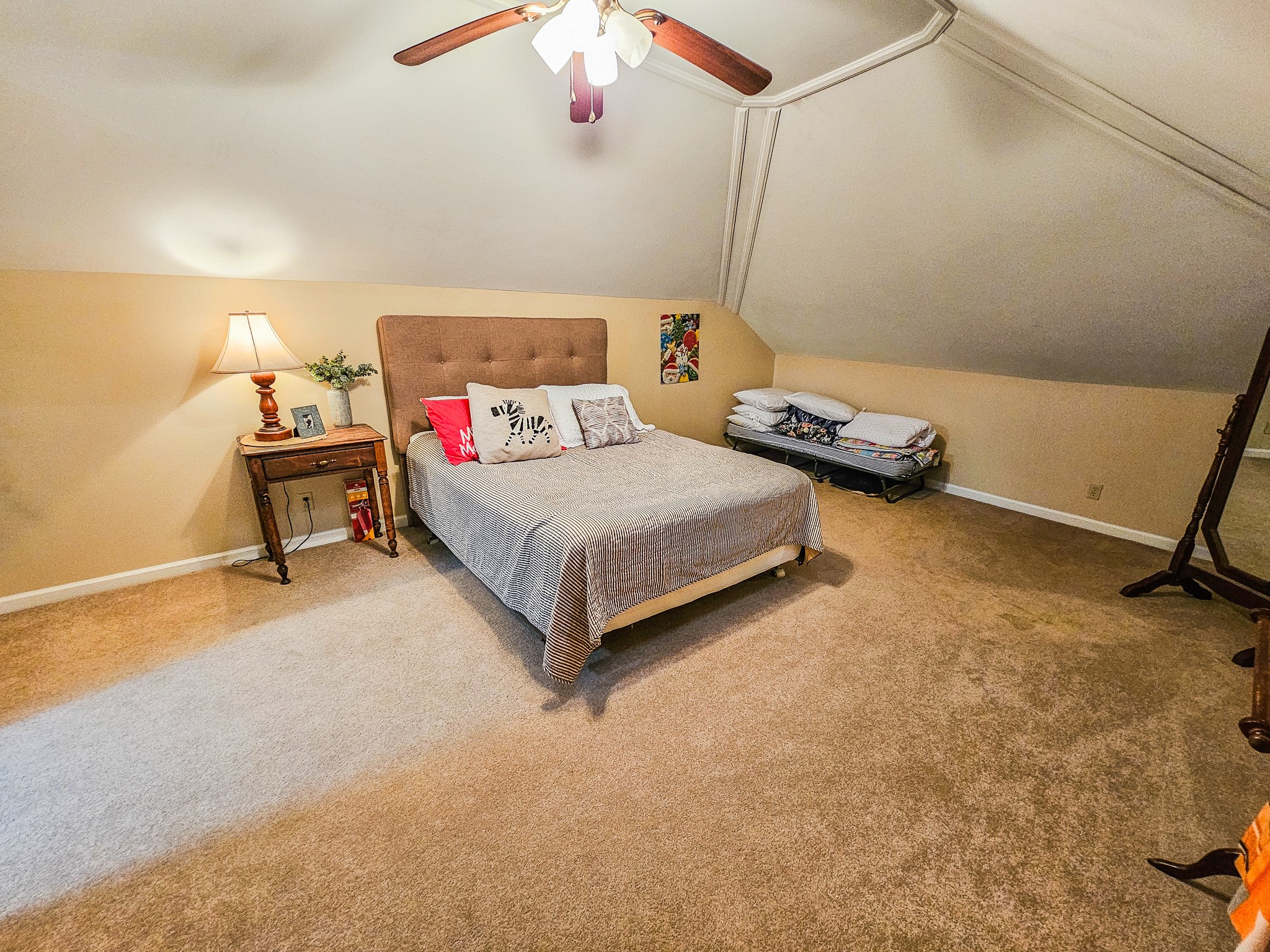 Tullahoma, Tennessee, 37388, United States, 3 Bedrooms Bedrooms, ,4 BathroomsBathrooms,Residential,For Sale,1794204