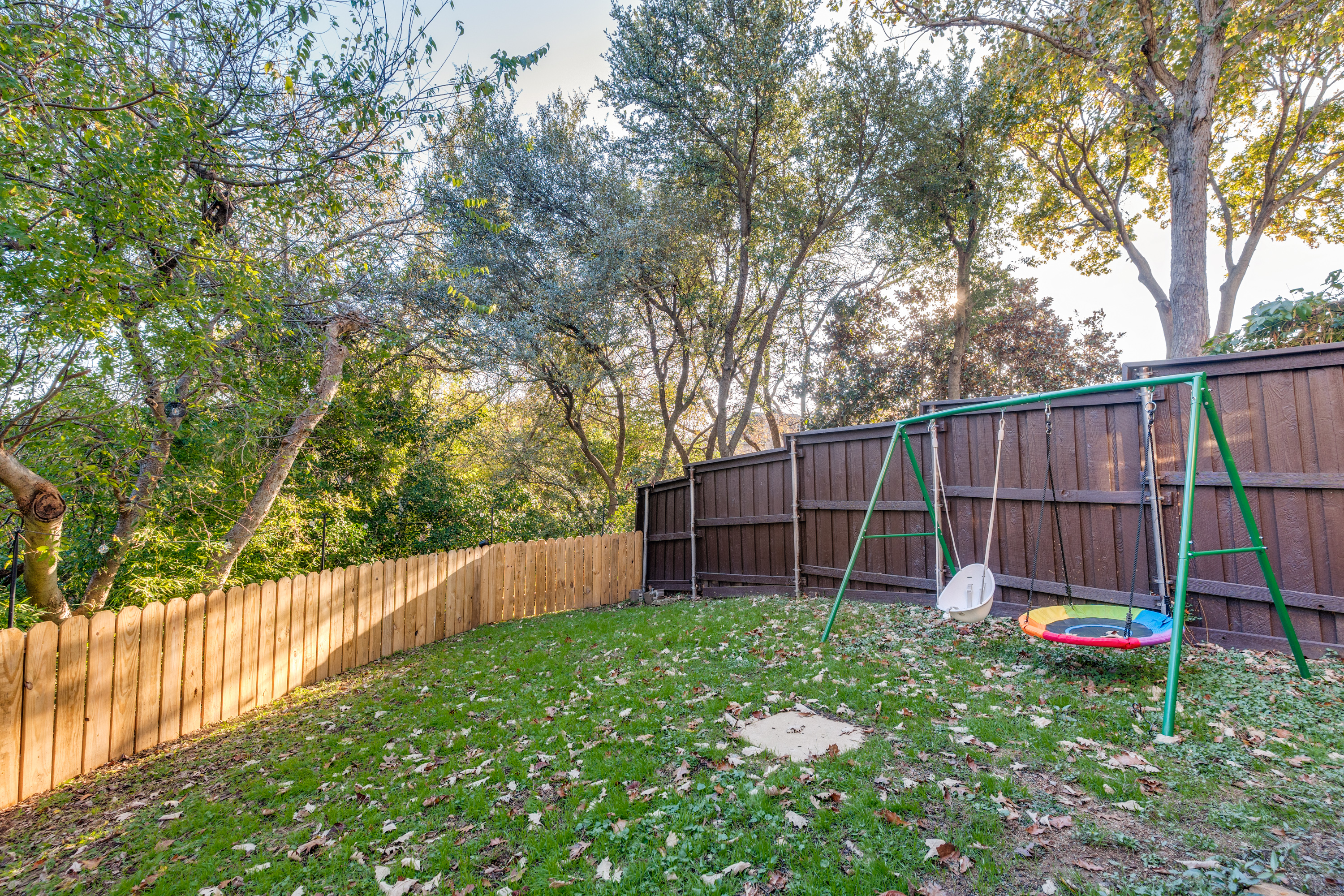  9122 Cochran Heights Drive, Dallas, TX, 75220 - 物件實景