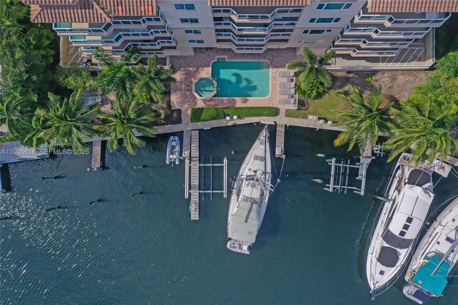 Fort Lauderdale, Florida, 33301, United States, 2 Bedrooms Bedrooms, ,2 BathroomsBathrooms,Residential,For Sale,1999778