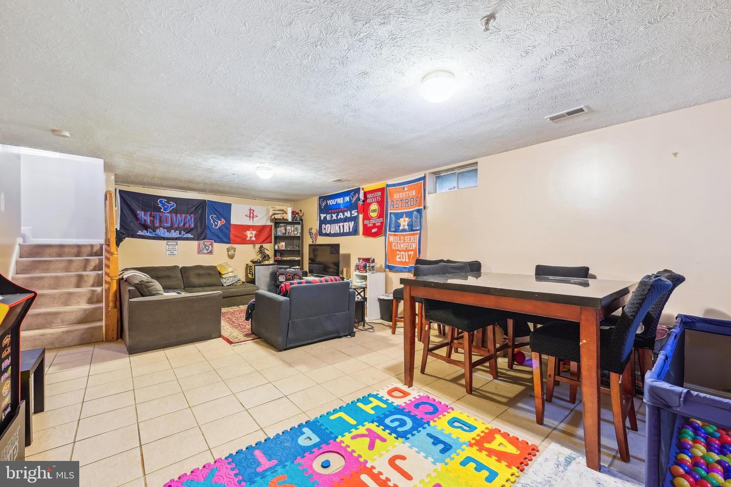 Clinton, Maryland, 20735, United States, 4 Bedrooms Bedrooms, ,4 BathroomsBathrooms,Residential,For Sale,1917136