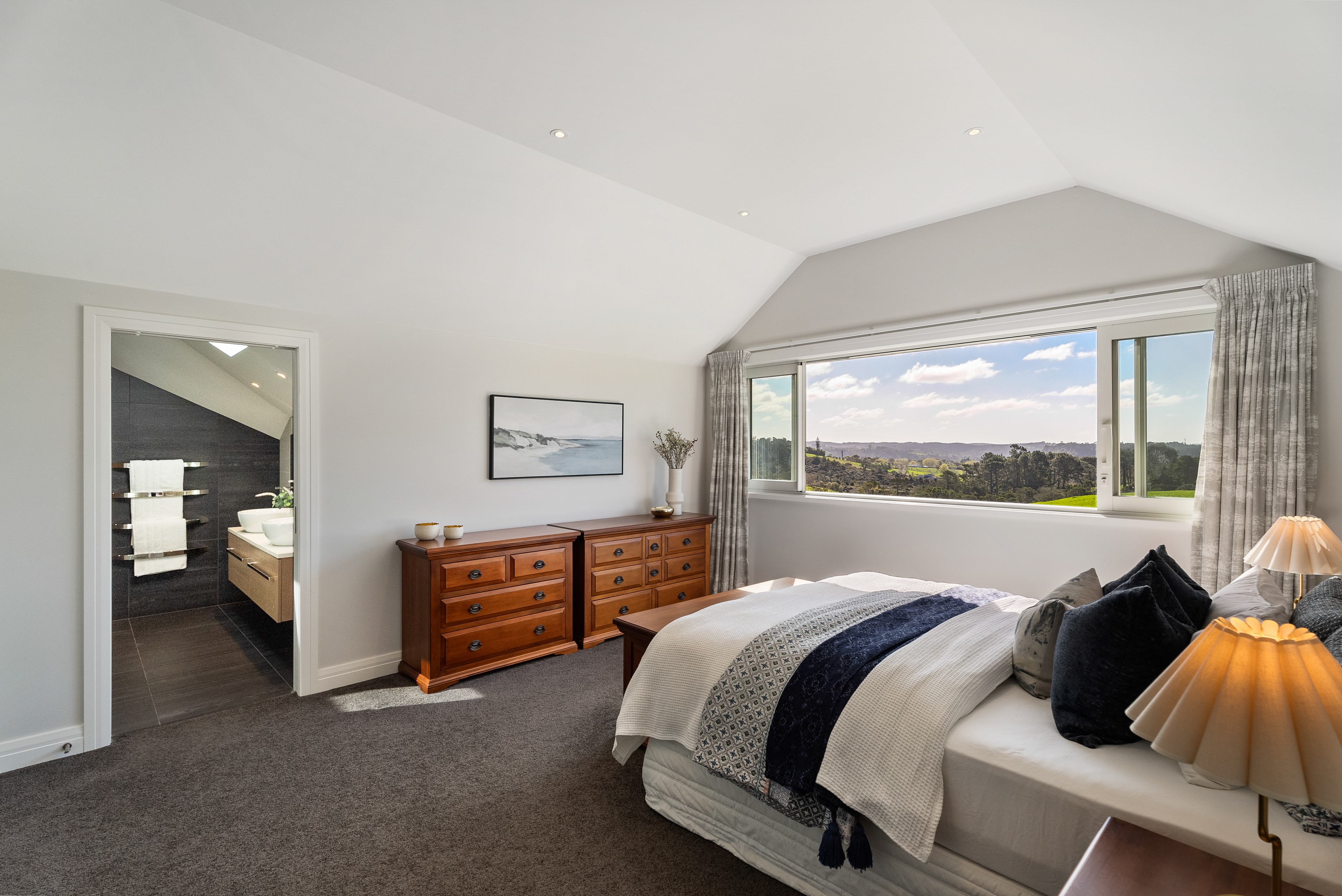  5 Acres of Private Luxury - A Smart Alternative to City Living - 物件實景