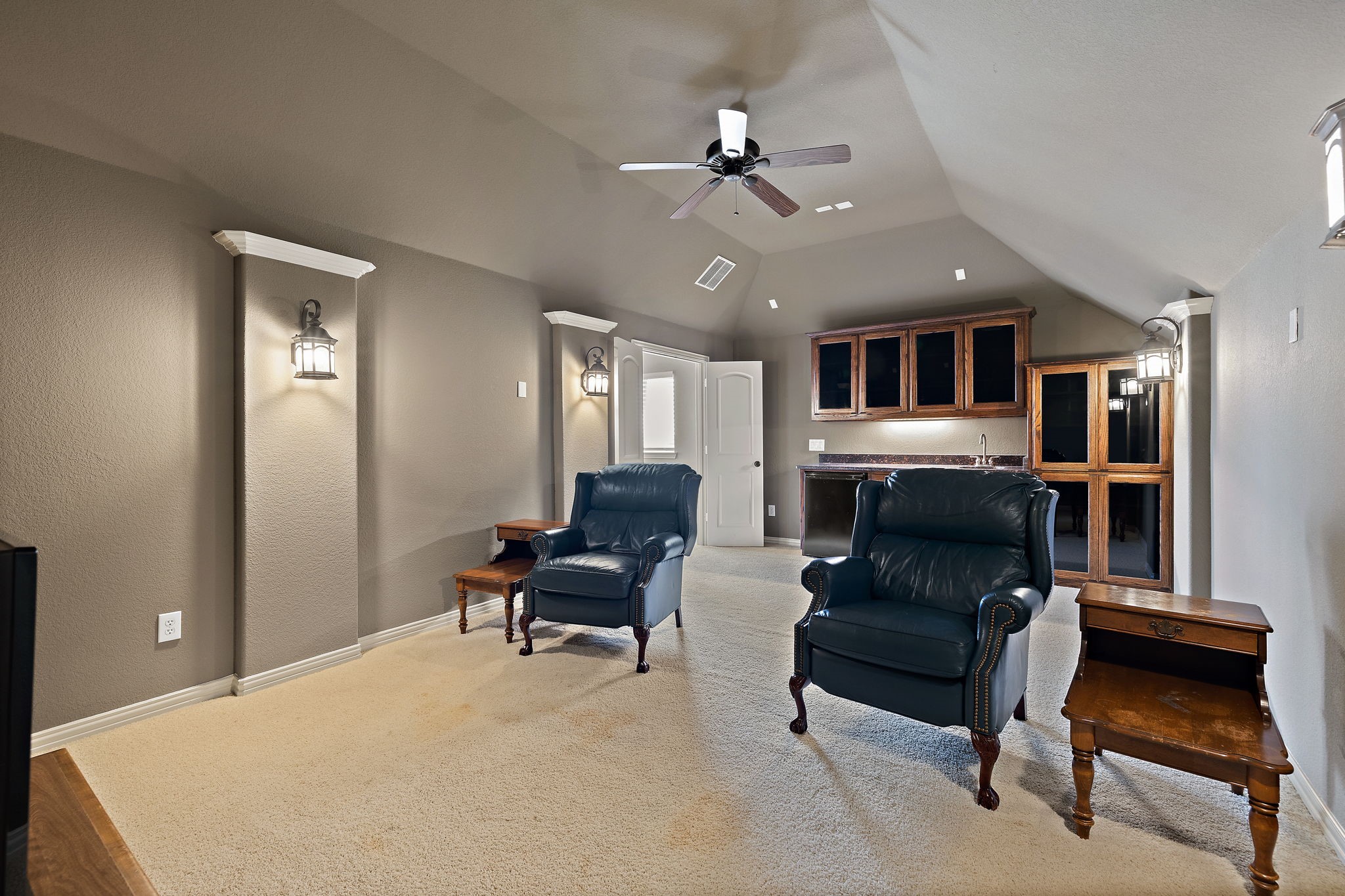 Frisco, Texas, 75033, United States, 4 Bedrooms Bedrooms, ,4 BathroomsBathrooms,Residential,For Sale,1949811