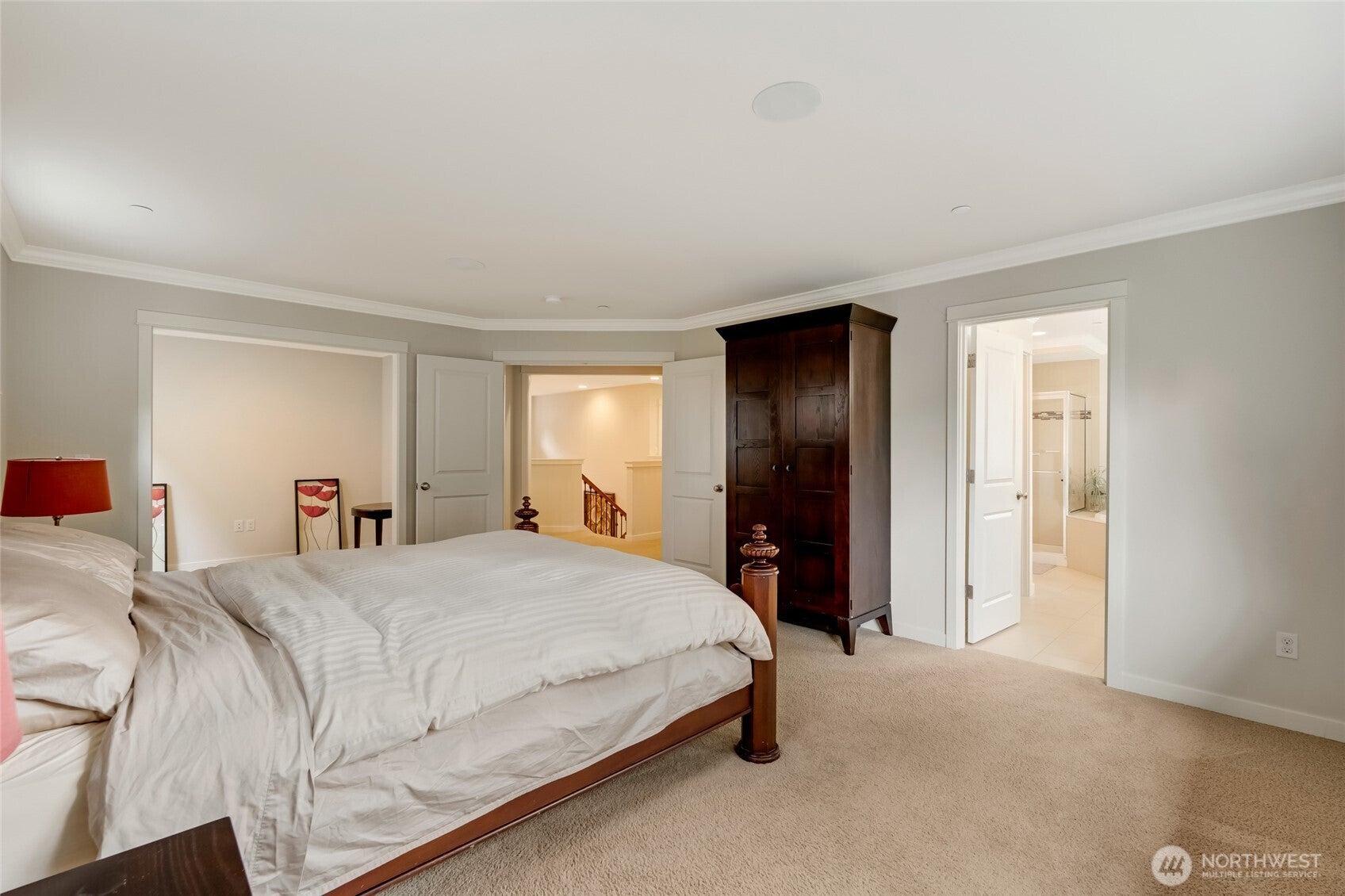 Lynnwood, Washington, 98037, United States, 5 Bedrooms Bedrooms, ,4 BathroomsBathrooms,Residential,For Sale,1979016