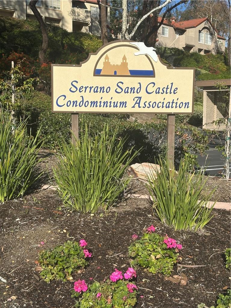 Lake Forest, California, 92630, United States, 2 Bedrooms Bedrooms, ,2 BathroomsBathrooms,Residential,For Sale,2010799