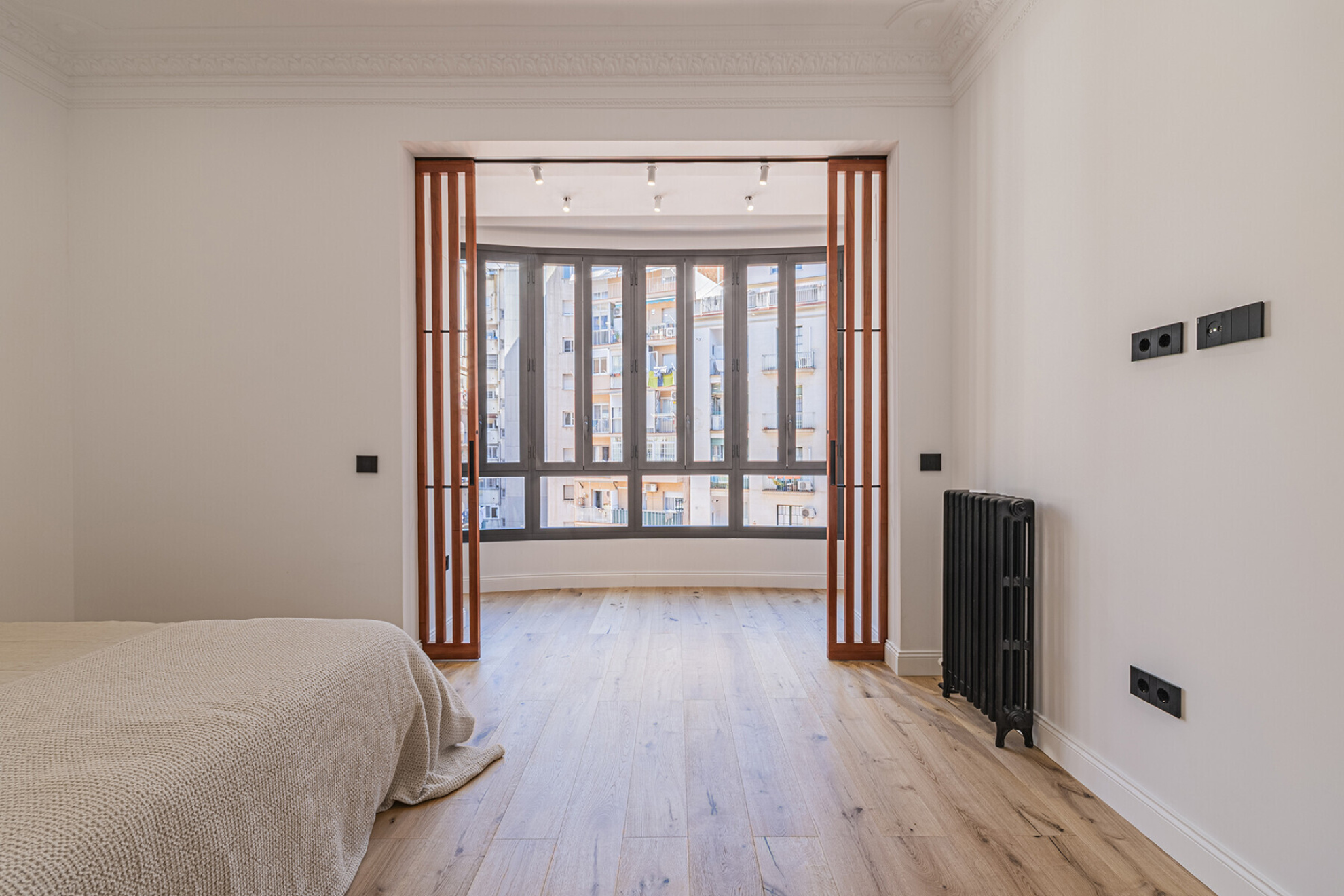  Exclusive brand new home in a regal estate on Mallorca Street - 物件實景