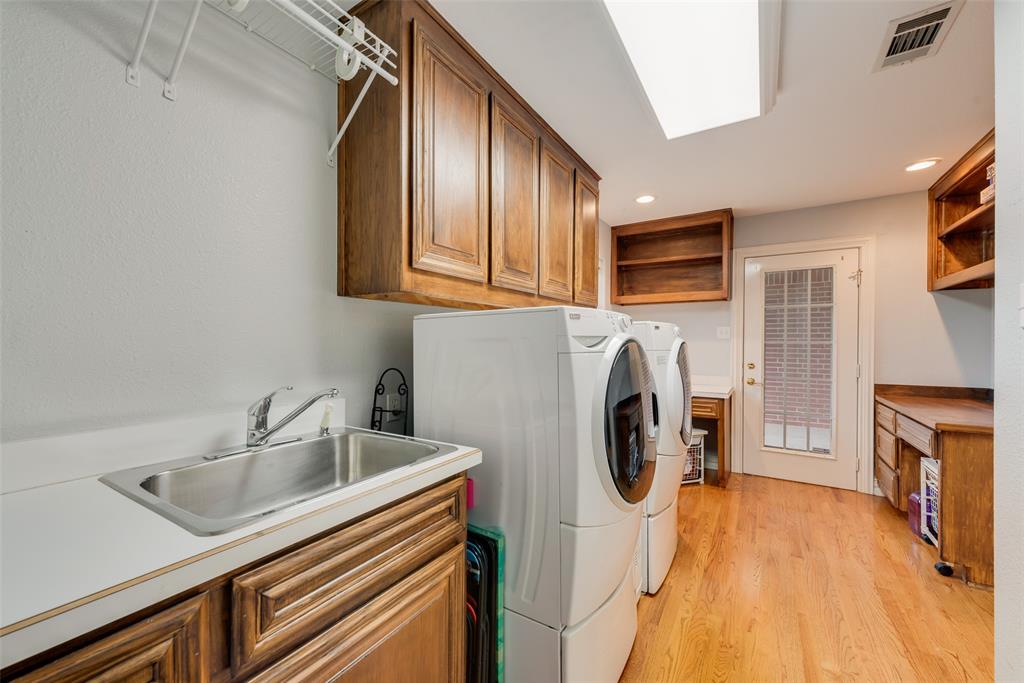 Van Alstyne, Texas, 75495, United States, 3 Bedrooms Bedrooms, ,3 BathroomsBathrooms,Residential,For Sale,1847949