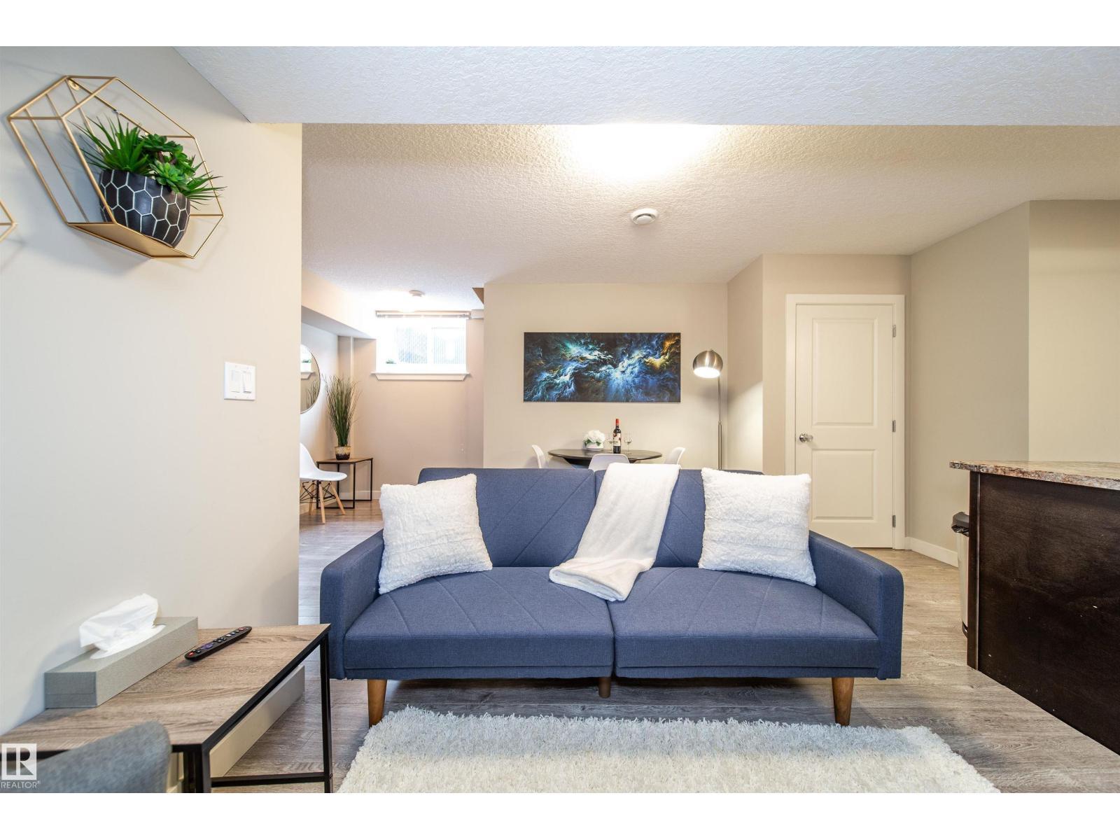 EDMONTON, Alberta, T5R 1N1, CA, 5 Bedrooms Bedrooms, ,3 BathroomsBathrooms,Residential,For Sale,1913571