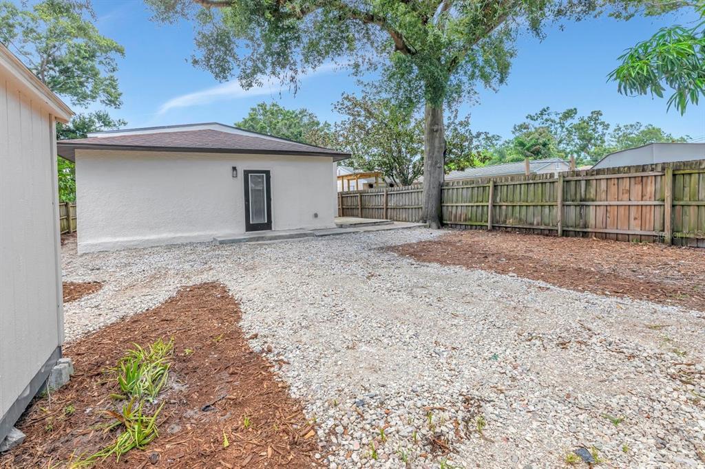 St Petersburg, Florida, 33713, United States, 4 Bedrooms Bedrooms, ,3 BathroomsBathrooms,Residential,For Sale,1932067