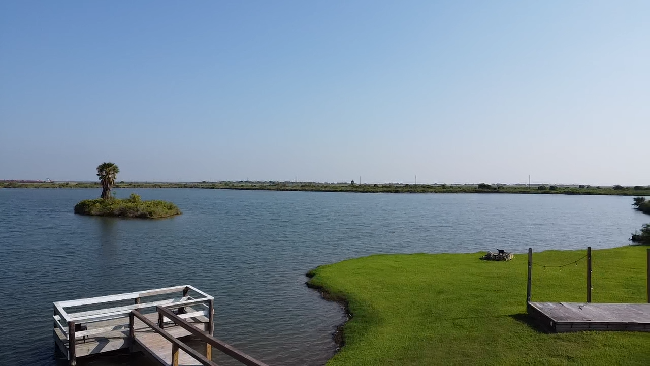 2017 Hwy 87, Crystal Beach, Texas, 77650, United States, ,Land,For Sale,2017 Hwy 87 ,1611397