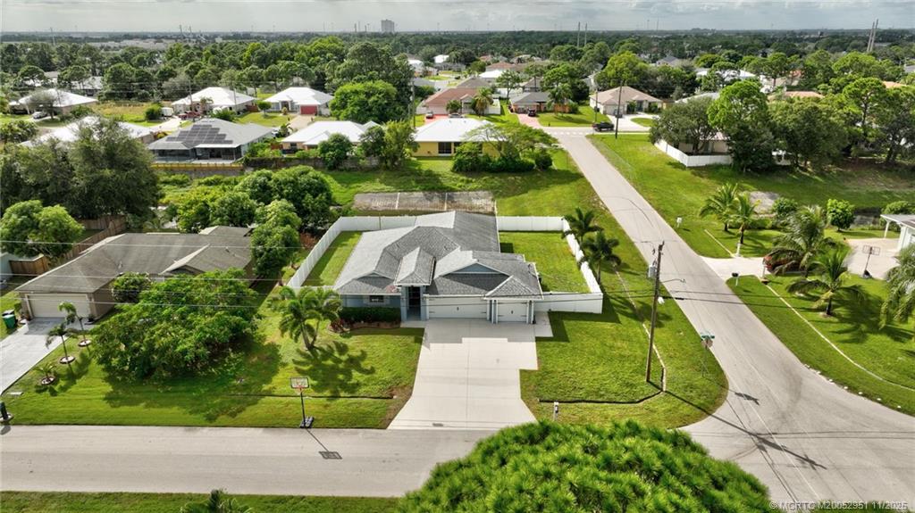 Port St Lucie, Florida, 34953, United States, 4 Bedrooms Bedrooms, ,2 BathroomsBathrooms,Residential,For Sale,1989393