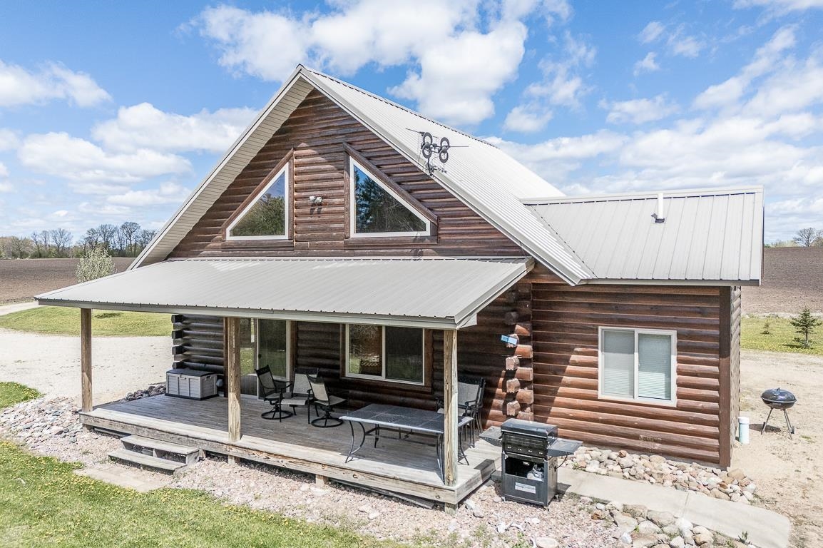 Weyauwega, Wisconsin, 54983, United States, 4 Bedrooms Bedrooms, ,1 BathroomBathrooms,Residential,For Sale,2031117