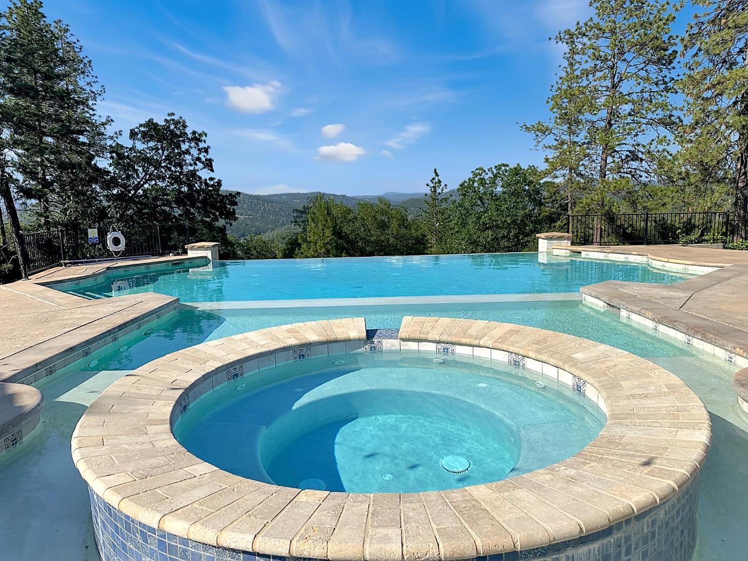 Grass Valley, California, 95949, United States, 4 Bedrooms Bedrooms, ,5 BathroomsBathrooms,Residential,For Sale,1974160