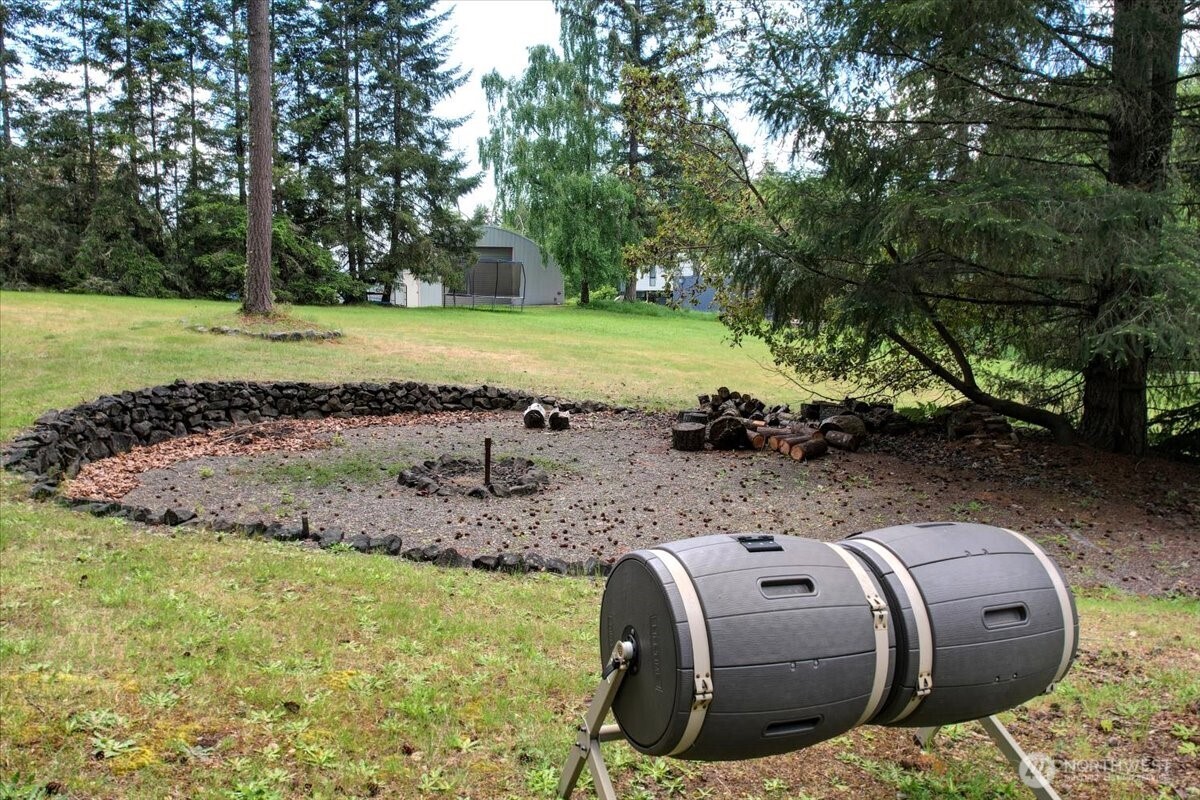 Port Orchard, Washington, 98367, United States, 3 Bedrooms Bedrooms, ,2 BathroomsBathrooms,Residential,For Sale,1828353