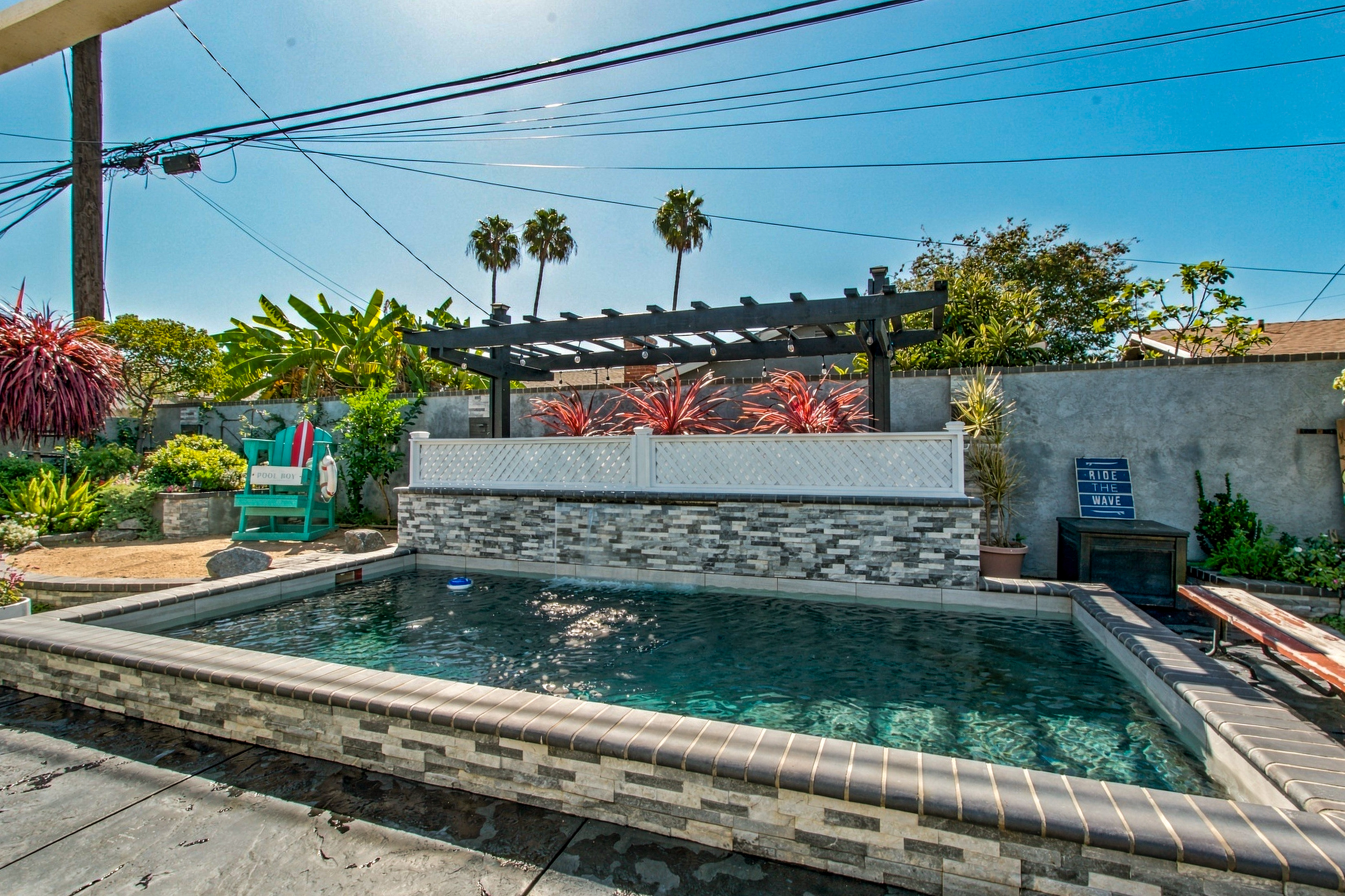  8172 Kiner Drive, Huntington Beach, CA 92646 - 物件實景