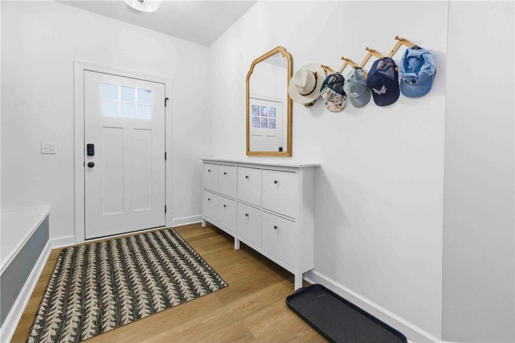 Brainerd, Minnesota, 56401, United States, 4 Bedrooms Bedrooms, ,2 BathroomsBathrooms,Residential,For Sale,1996764