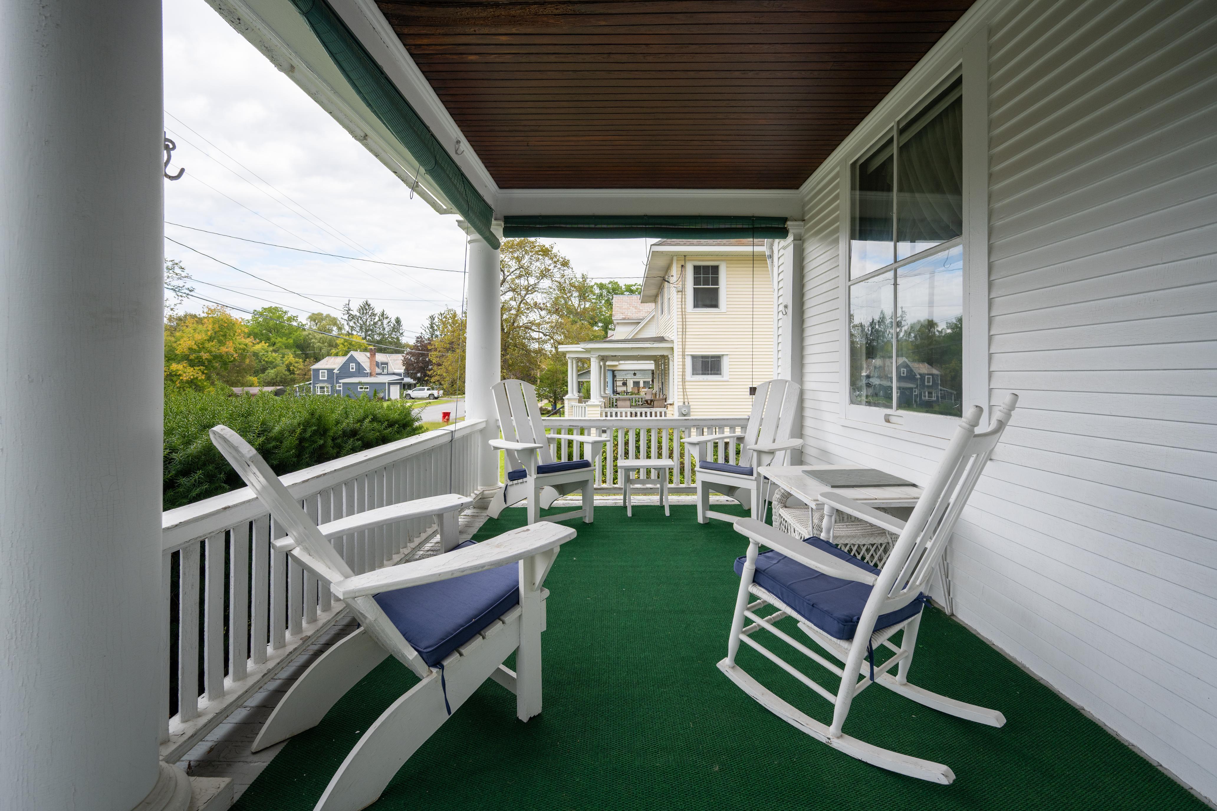  92 Champlain Avenue, Ticonderoga, NY, 12883 - 物件實景