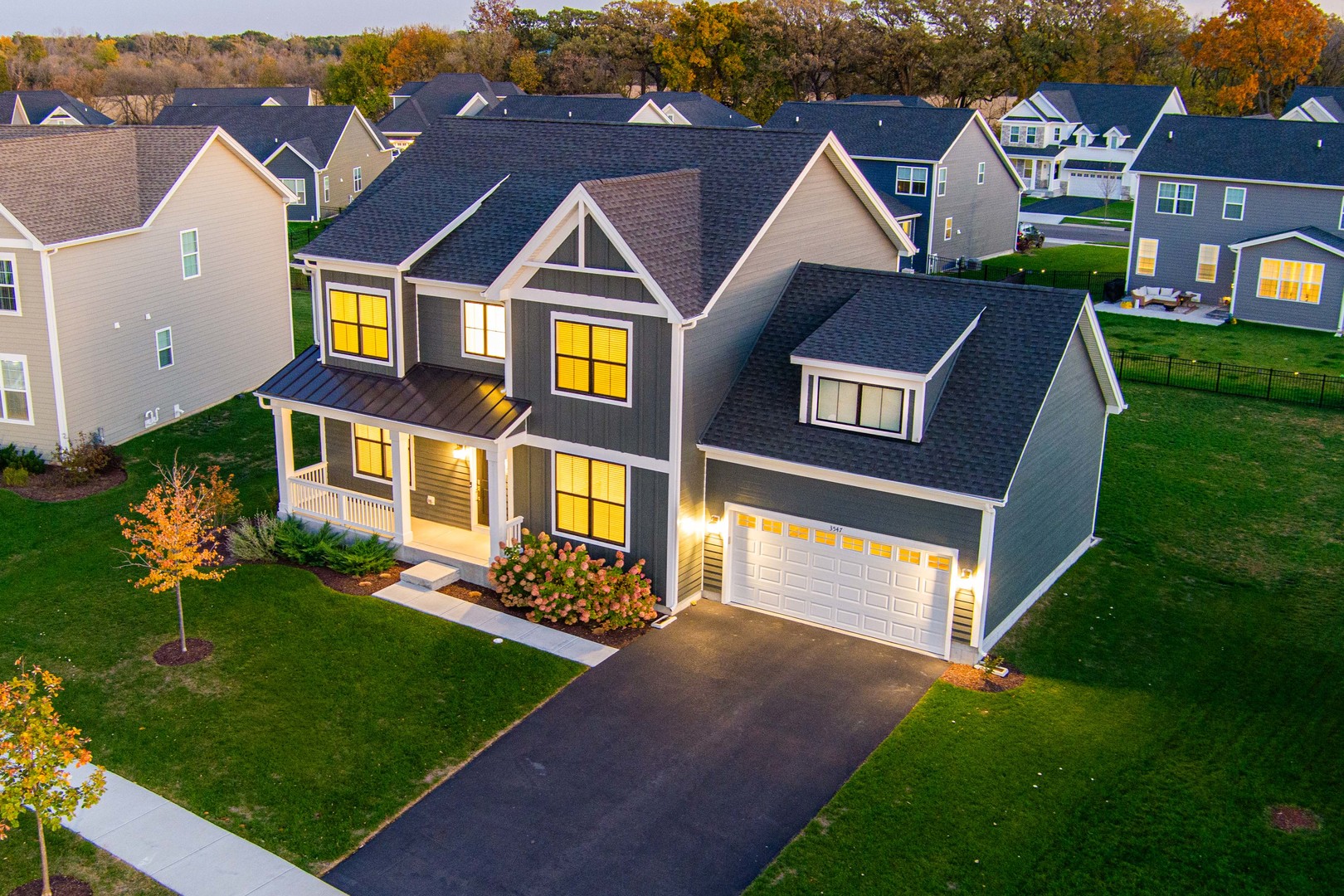 Elgin, Illinois, 60124, United States, 4 Bedrooms Bedrooms, ,3 BathroomsBathrooms,Residential,For Sale,1941075