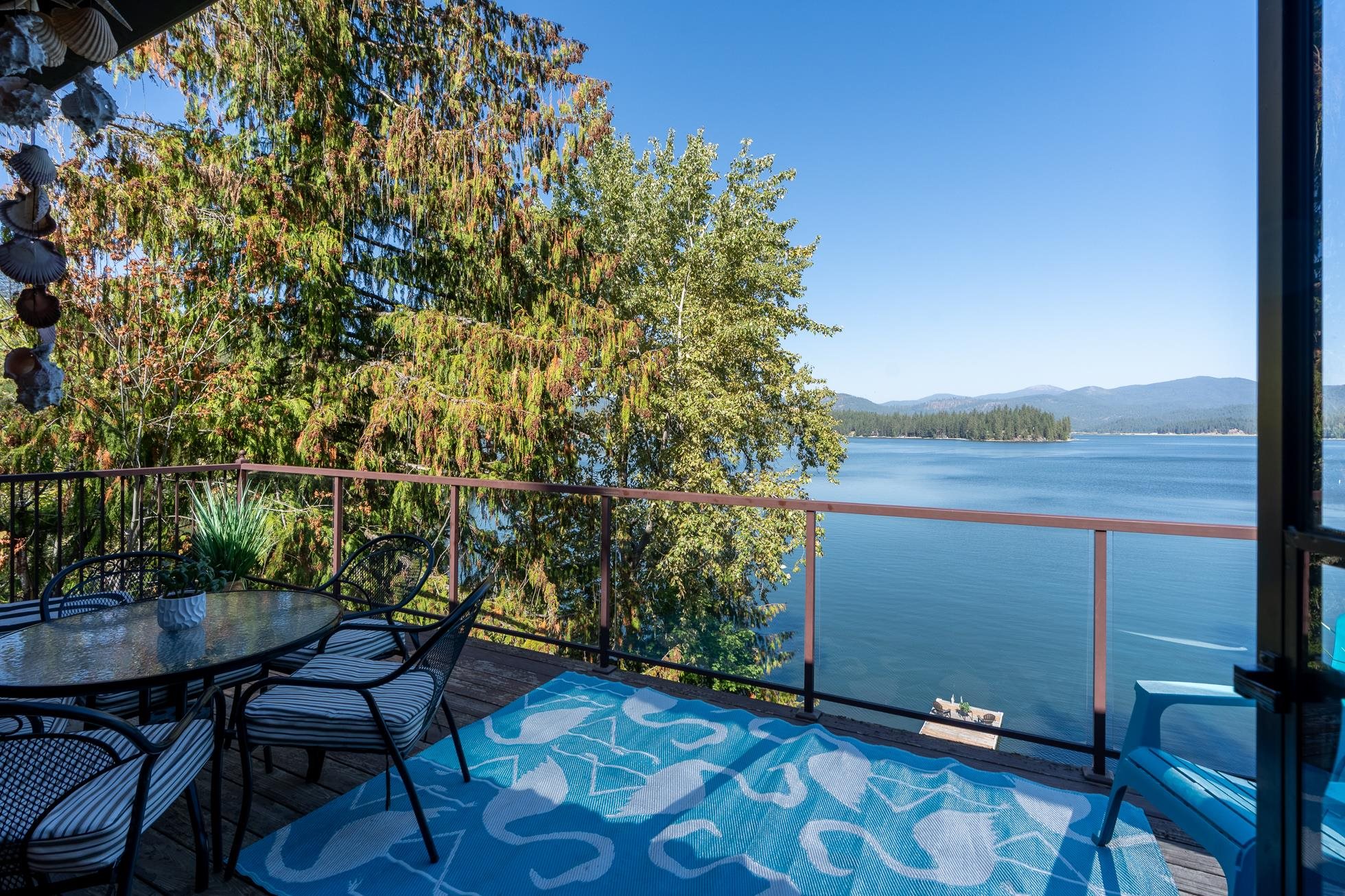 Newman Lake, Washington, 99025, United States, 3 Bedrooms Bedrooms, ,1 BathroomBathrooms,Residential,For Sale,1979183