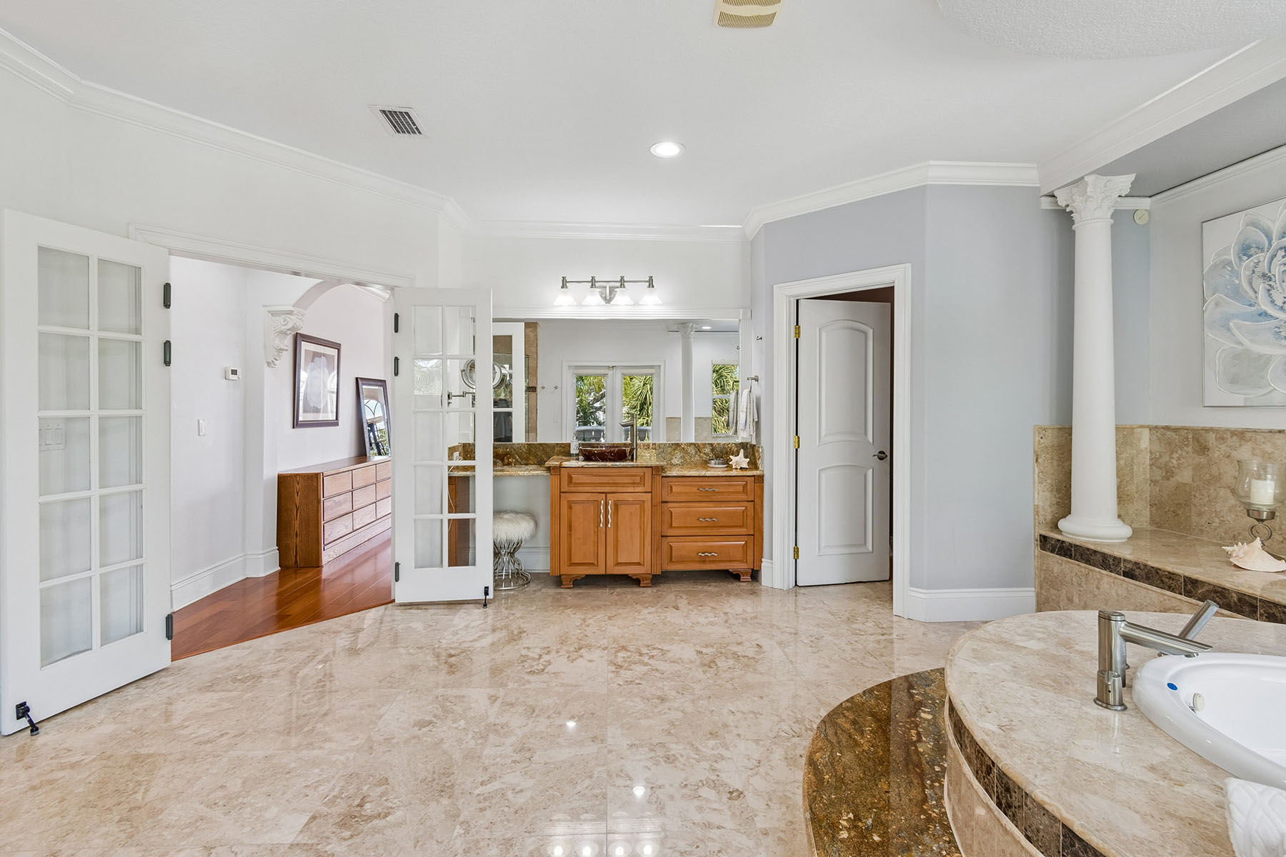  SOUTH TAMPA - 物件實景