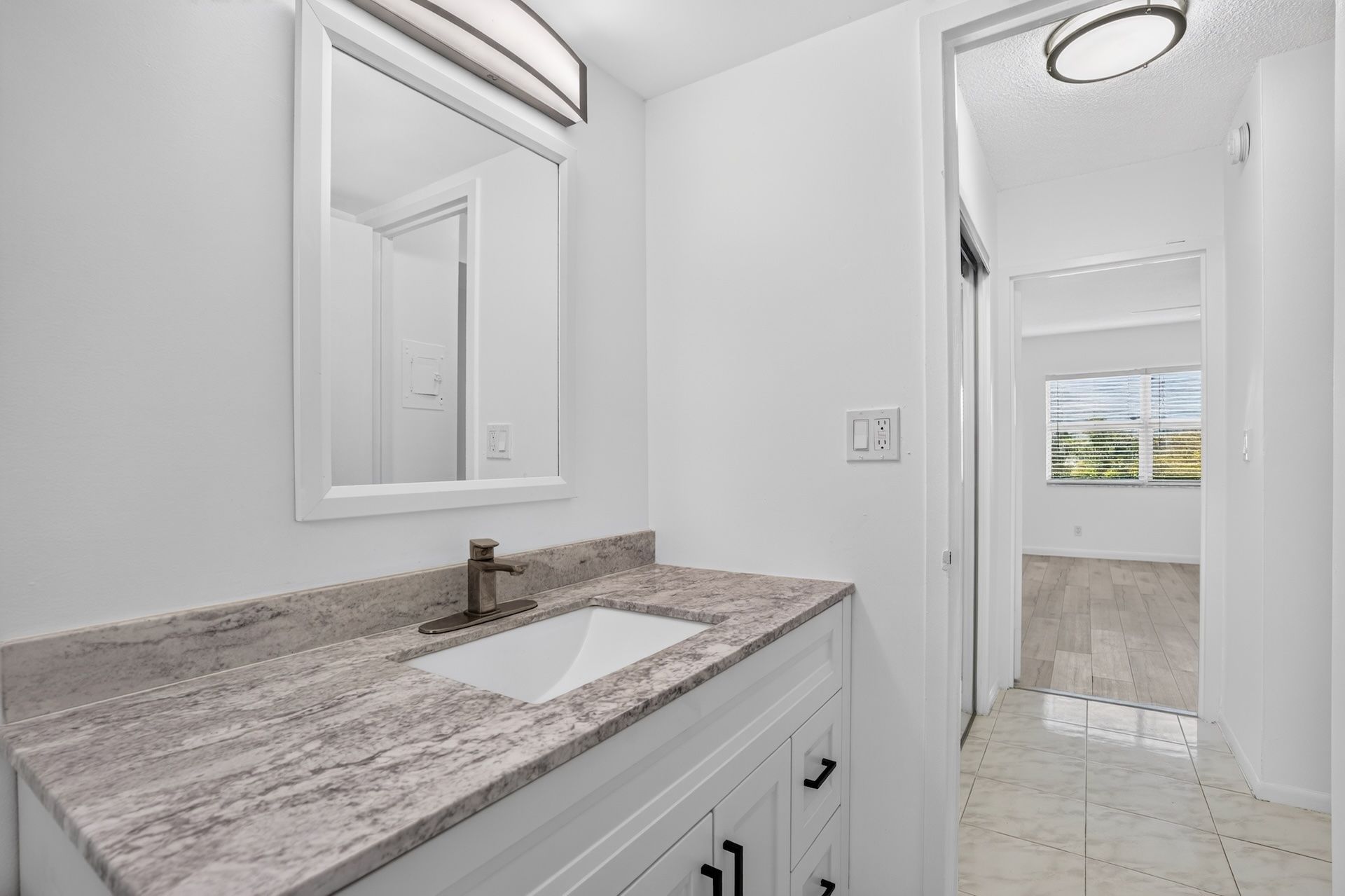 2555 NE 11th Street, Fort Lauderdale, FL, 33304 - 物件實景
