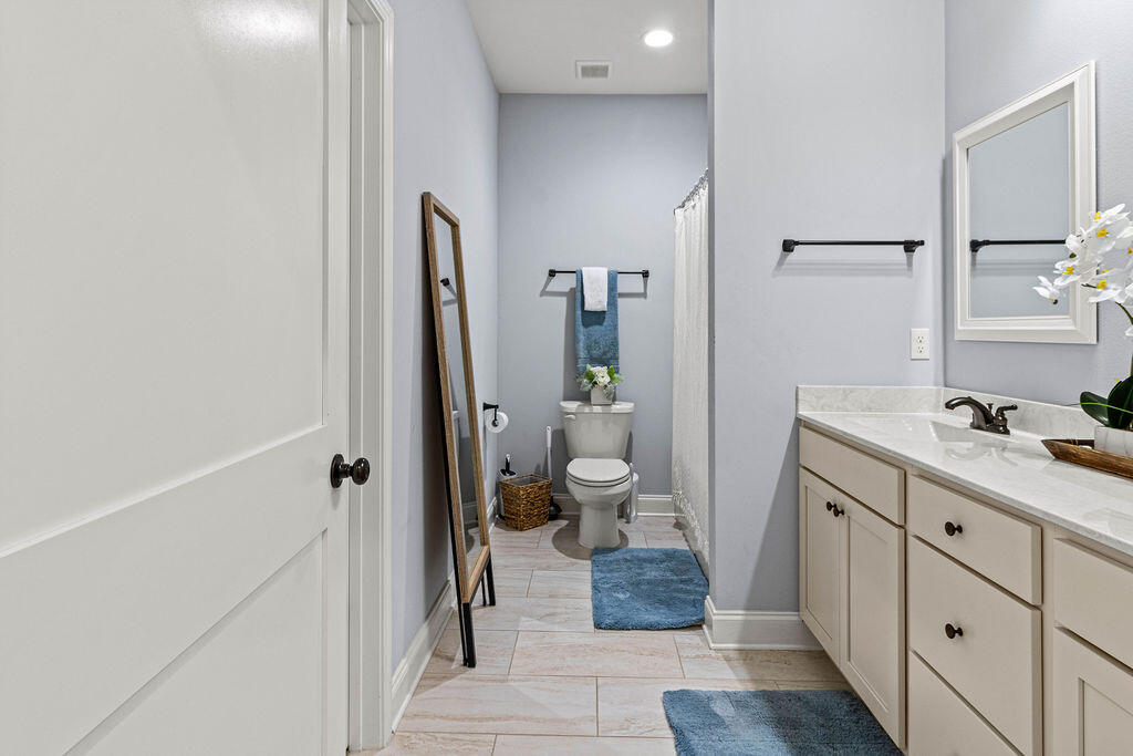 Shalimar, Florida, 32579, United States, 4 Bedrooms Bedrooms, ,3 BathroomsBathrooms,Residential,For Sale,1950099