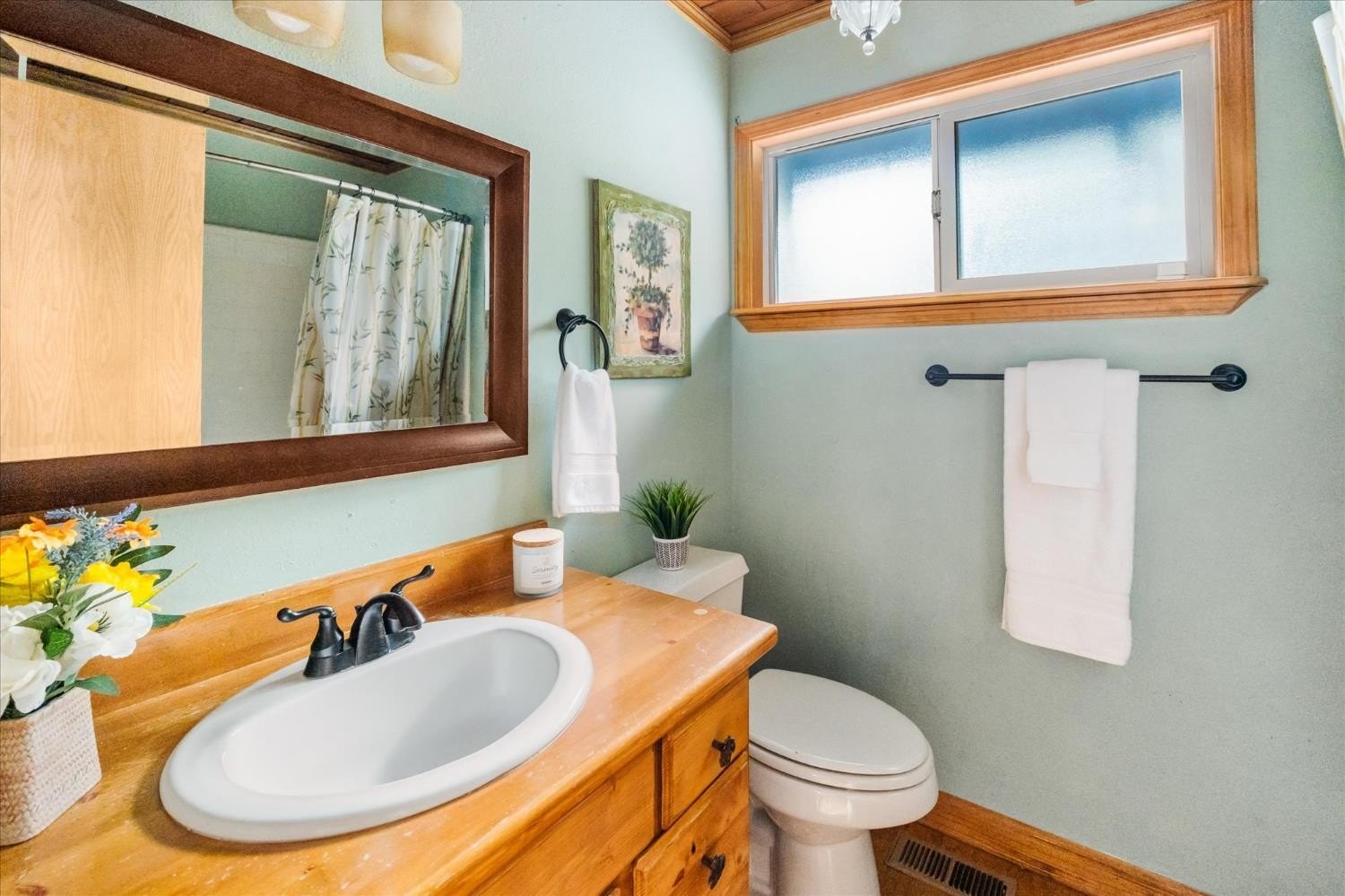 Arnold, California, 95223, United States, 3 Bedrooms Bedrooms, ,2 BathroomsBathrooms,Residential,For Sale,2005489