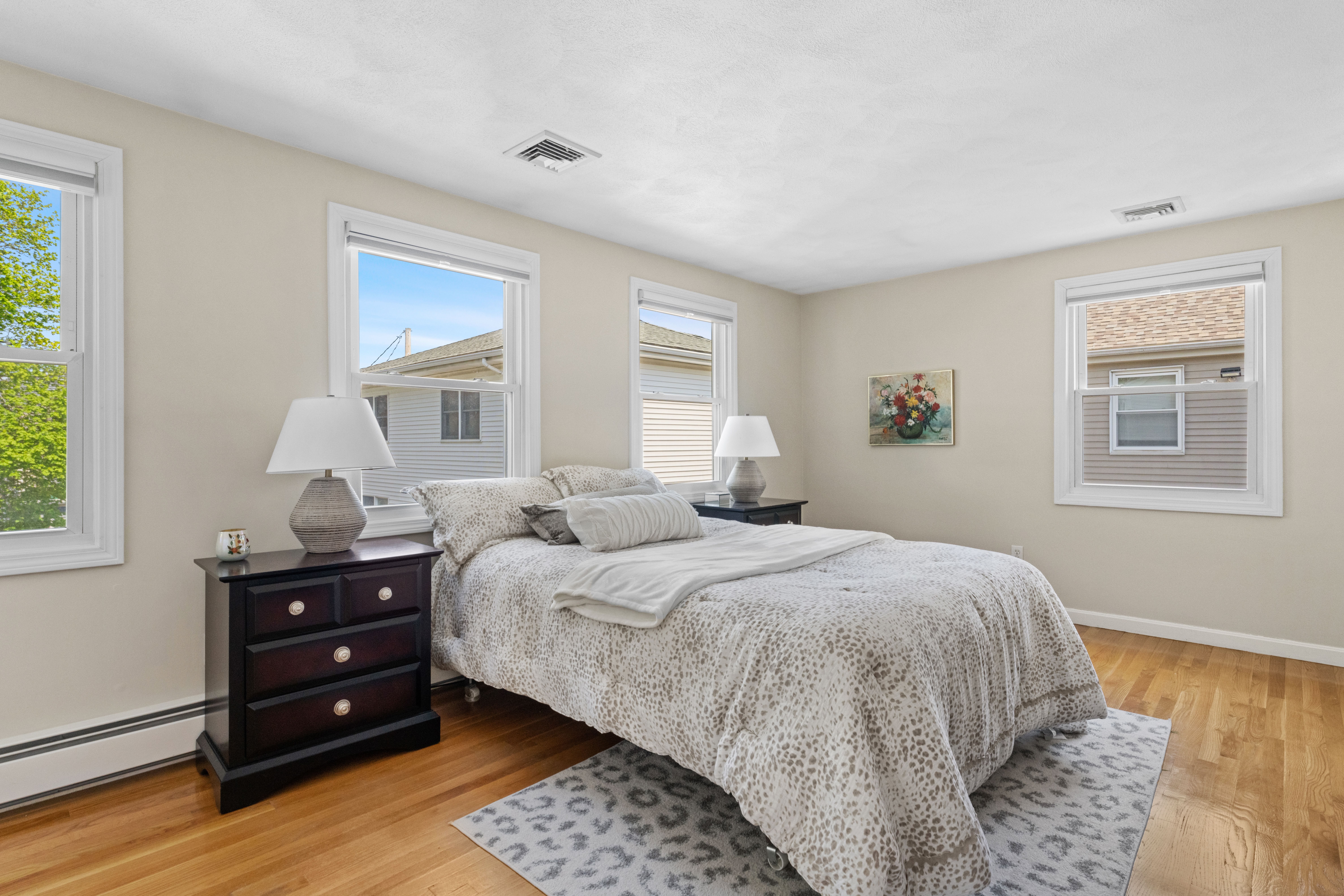  174 Adams, Newton, MA, 02458 - 物件實景