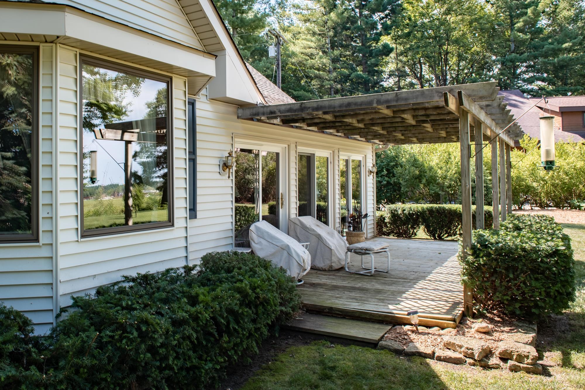 Sanford, Michigan, 48657, United States, 3 Bedrooms Bedrooms, ,3 BathroomsBathrooms,Residential,For Sale,1873518