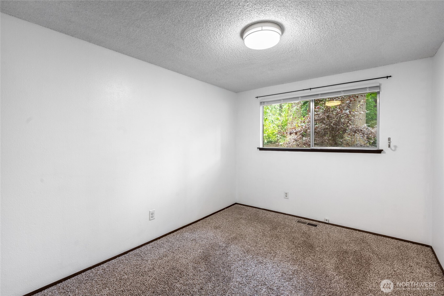 Gig Harbor, Washington, 98335, United States, 3 Bedrooms Bedrooms, ,1 BathroomBathrooms,Residential,For Sale,1908479