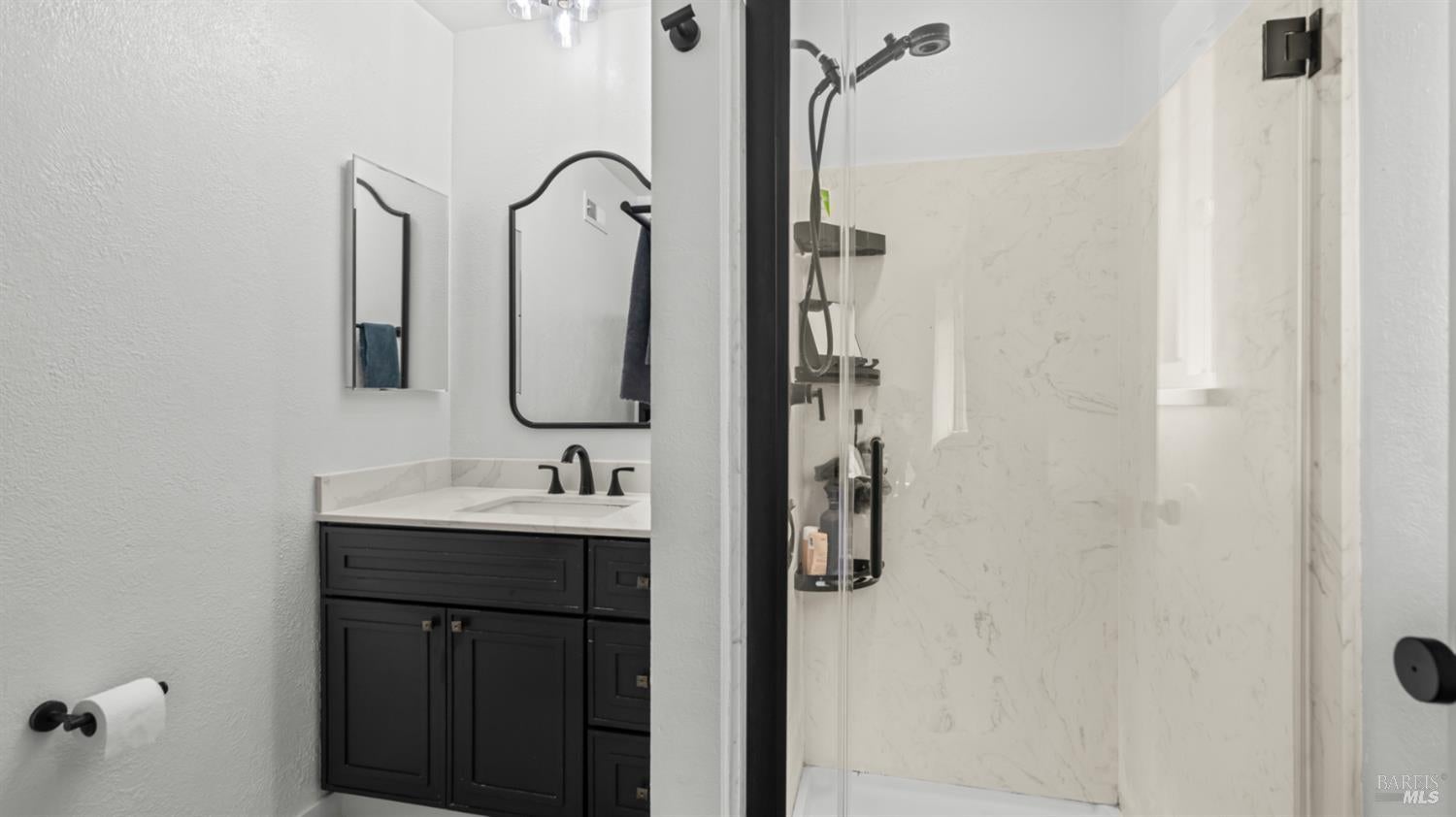 Vacaville, California, 95687, United States, 3 Bedrooms Bedrooms, ,2 BathroomsBathrooms,Residential,For Sale,1959239