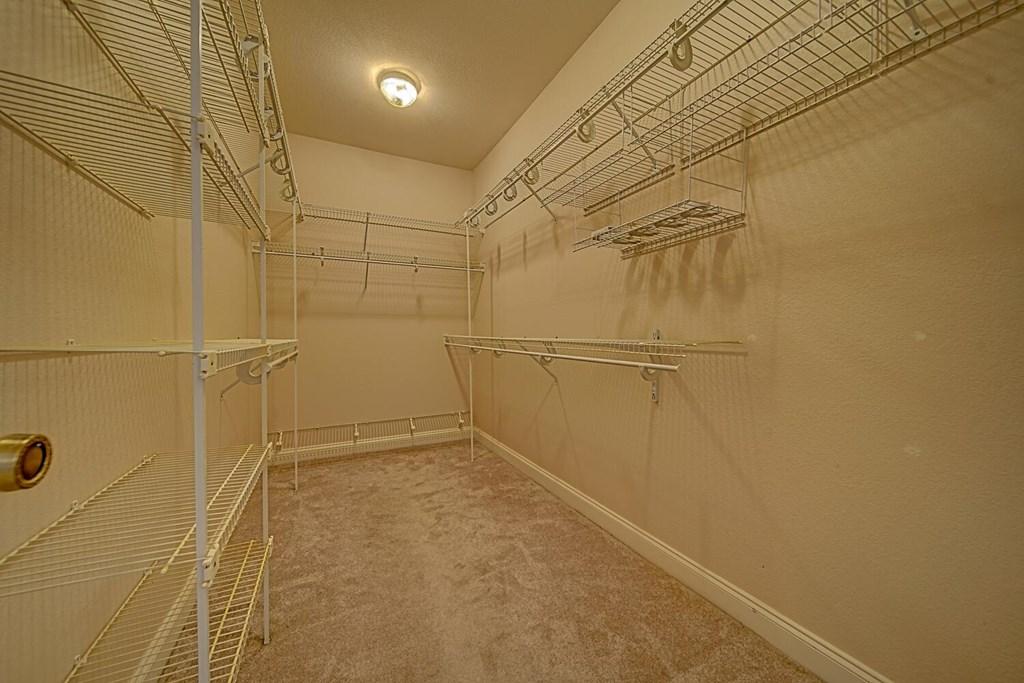 Blairsville, Georgia, 30512, United States, 5 Bedrooms Bedrooms, ,4 BathroomsBathrooms,Residential,For Sale,1770772