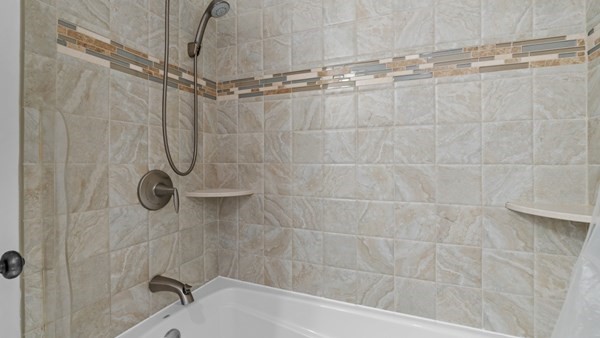 Southborough, Massachusetts, 01772, United States, 4 Bedrooms Bedrooms, ,3 BathroomsBathrooms,Residential,For Sale,1981487