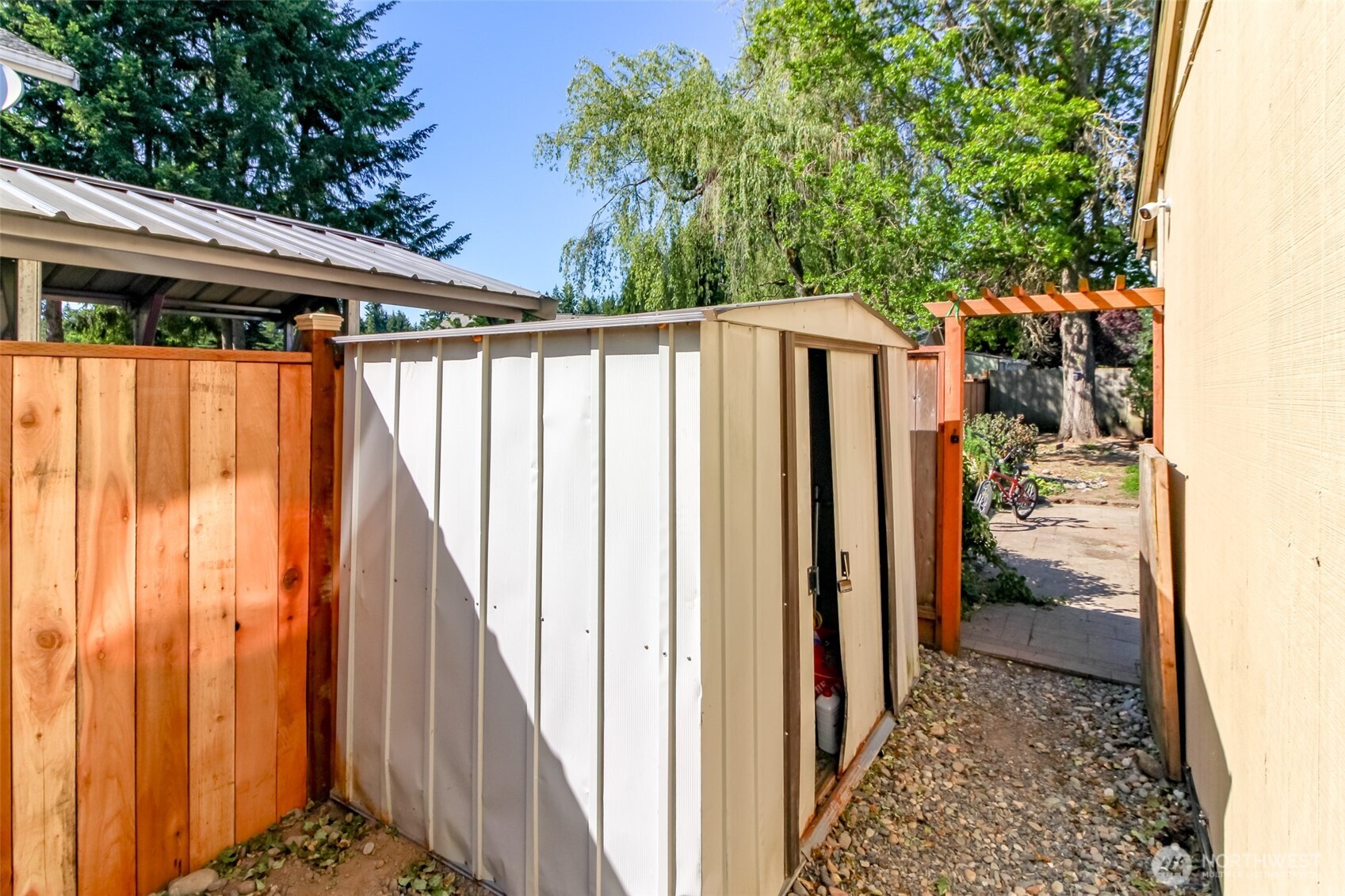 Puyallup, Washington, 98374, United States, 3 Bedrooms Bedrooms, ,2 BathroomsBathrooms,Residential,For Sale,1942897