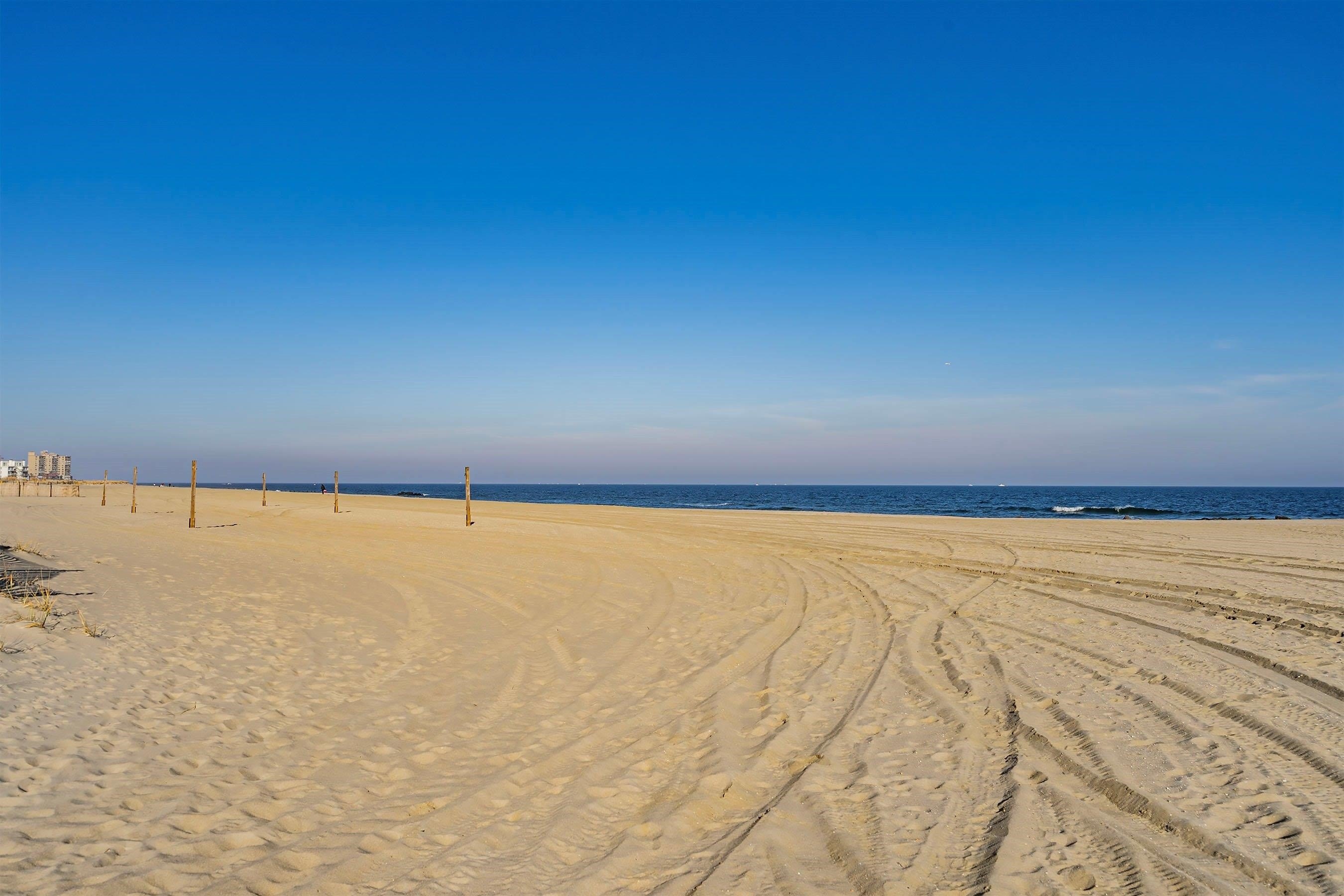 LONG BRANCH CITY, New Jersey, 07740, United States, 5 Bedrooms Bedrooms, ,3 BathroomsBathrooms,Residential,For Sale,1878640