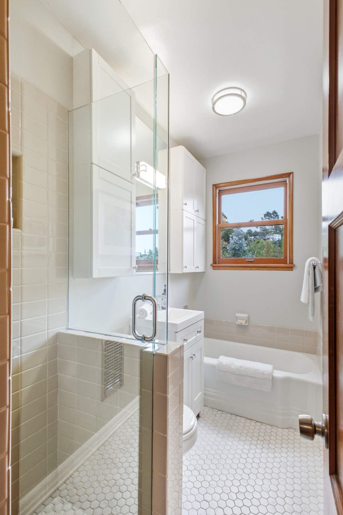  6159 Glen Oak Street - 物件實景