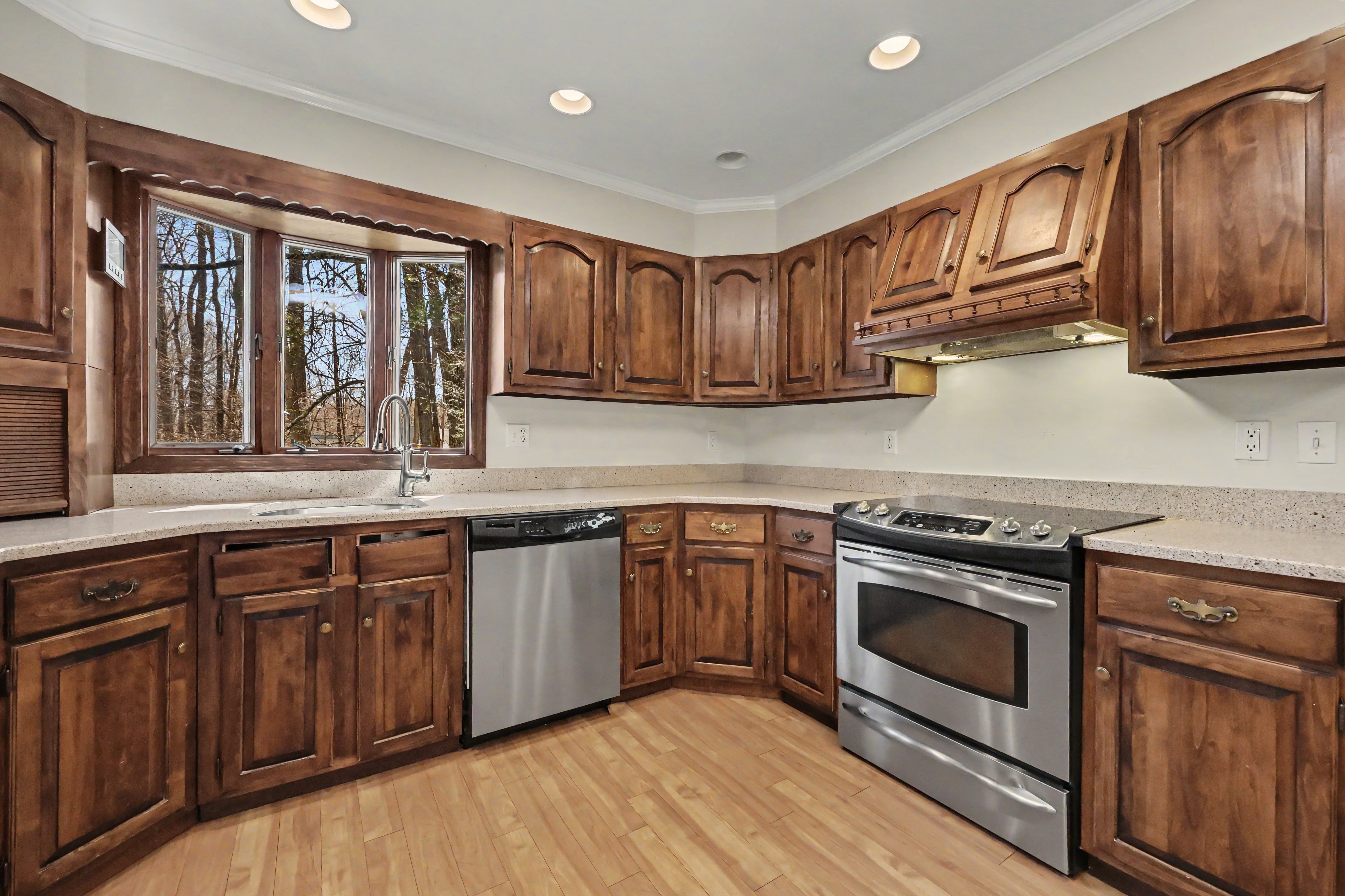  Spacious 4 Bedroom in CT - 物件實景