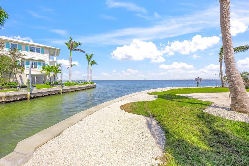 Holmes Beach, Florida, 34217, United States, 5 Bedrooms Bedrooms, ,5 BathroomsBathrooms,Residential,For Sale,1770392