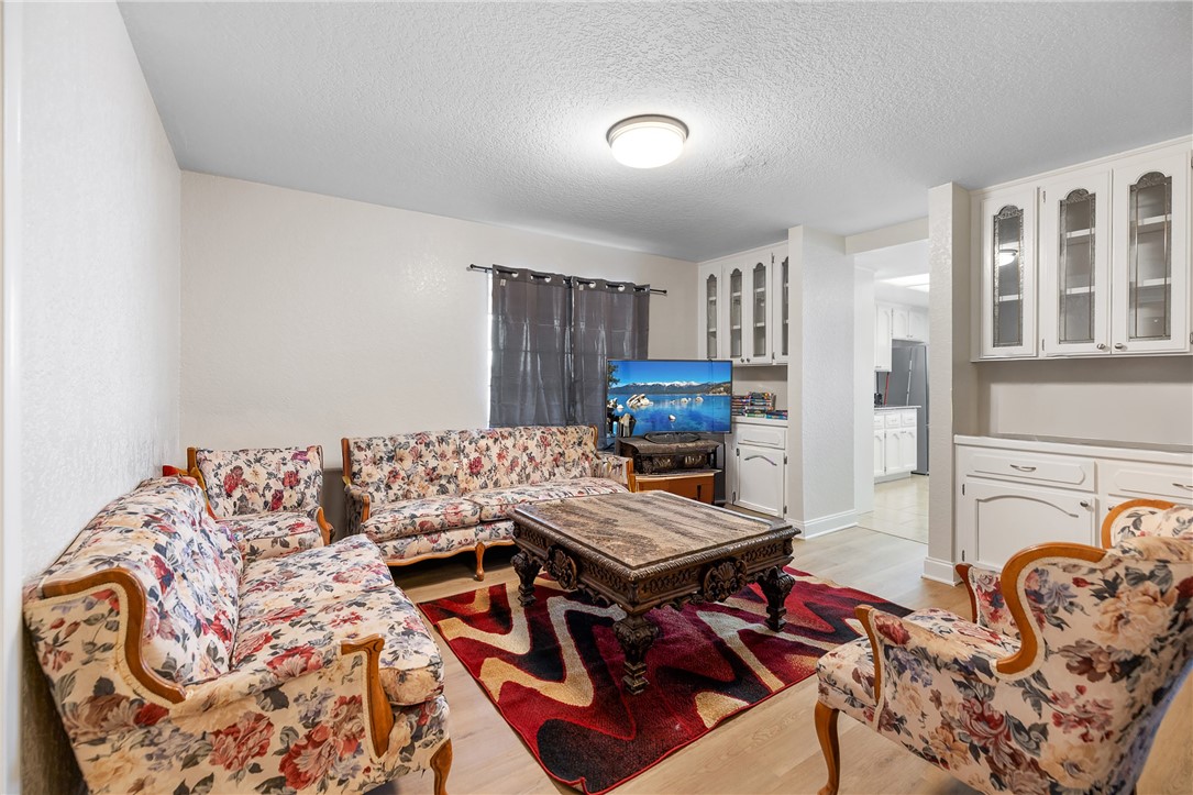 Helendale, California, 92342, United States, 3 Bedrooms Bedrooms, ,2 BathroomsBathrooms,Residential,For Sale,1950489