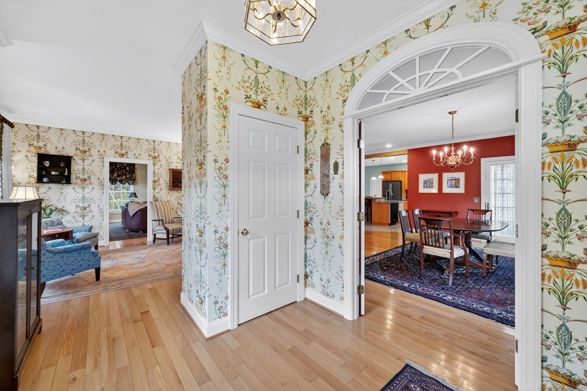 Suffield, Connecticut, 06078, United States, 4 Bedrooms Bedrooms, ,3 BathroomsBathrooms,Residential,For Sale,1988055