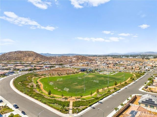 Menifee, California, 92585, United States, 4 Bedrooms Bedrooms, ,2 BathroomsBathrooms,Residential,For Sale,1932799