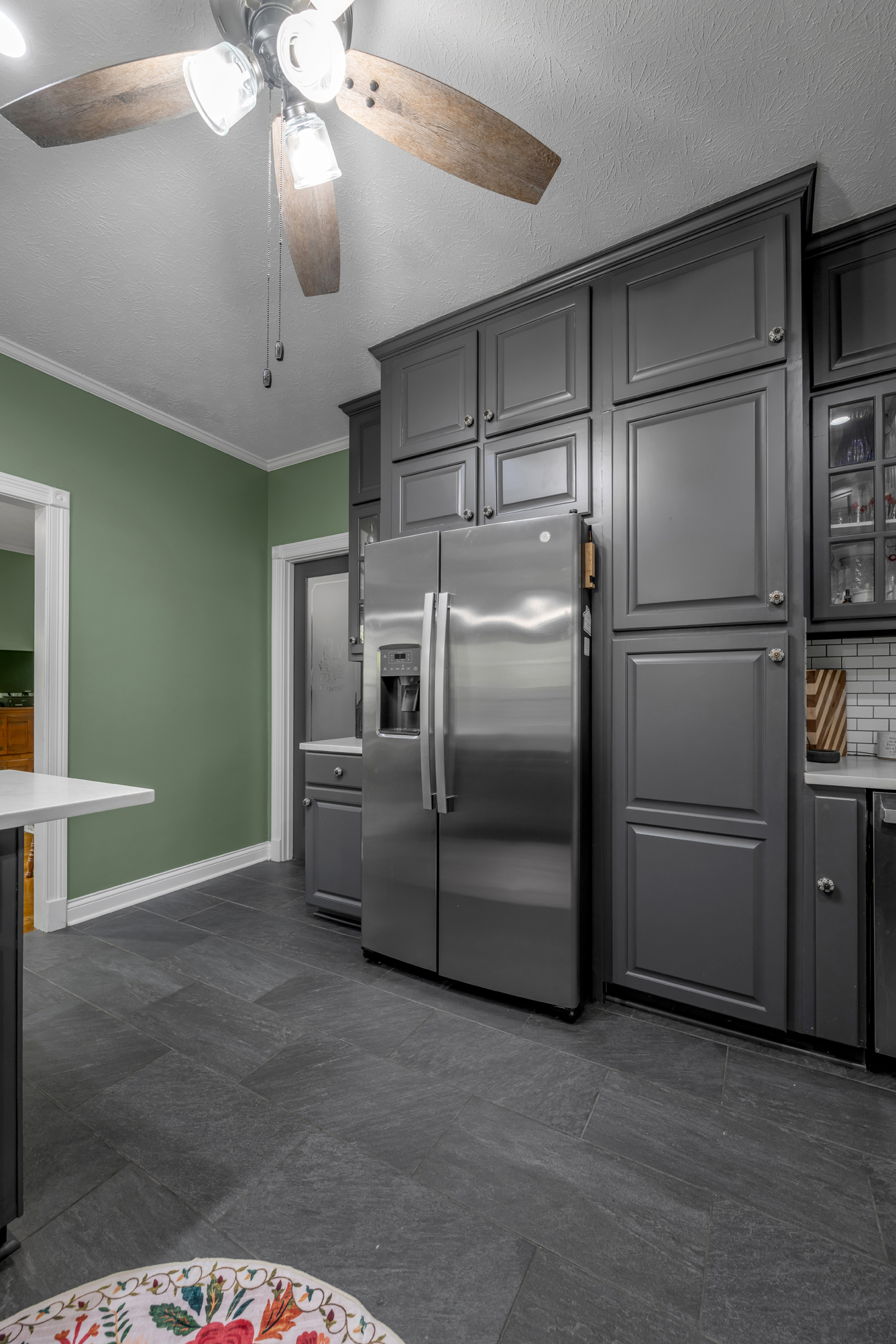  186 Hunter Drive - 物件實景