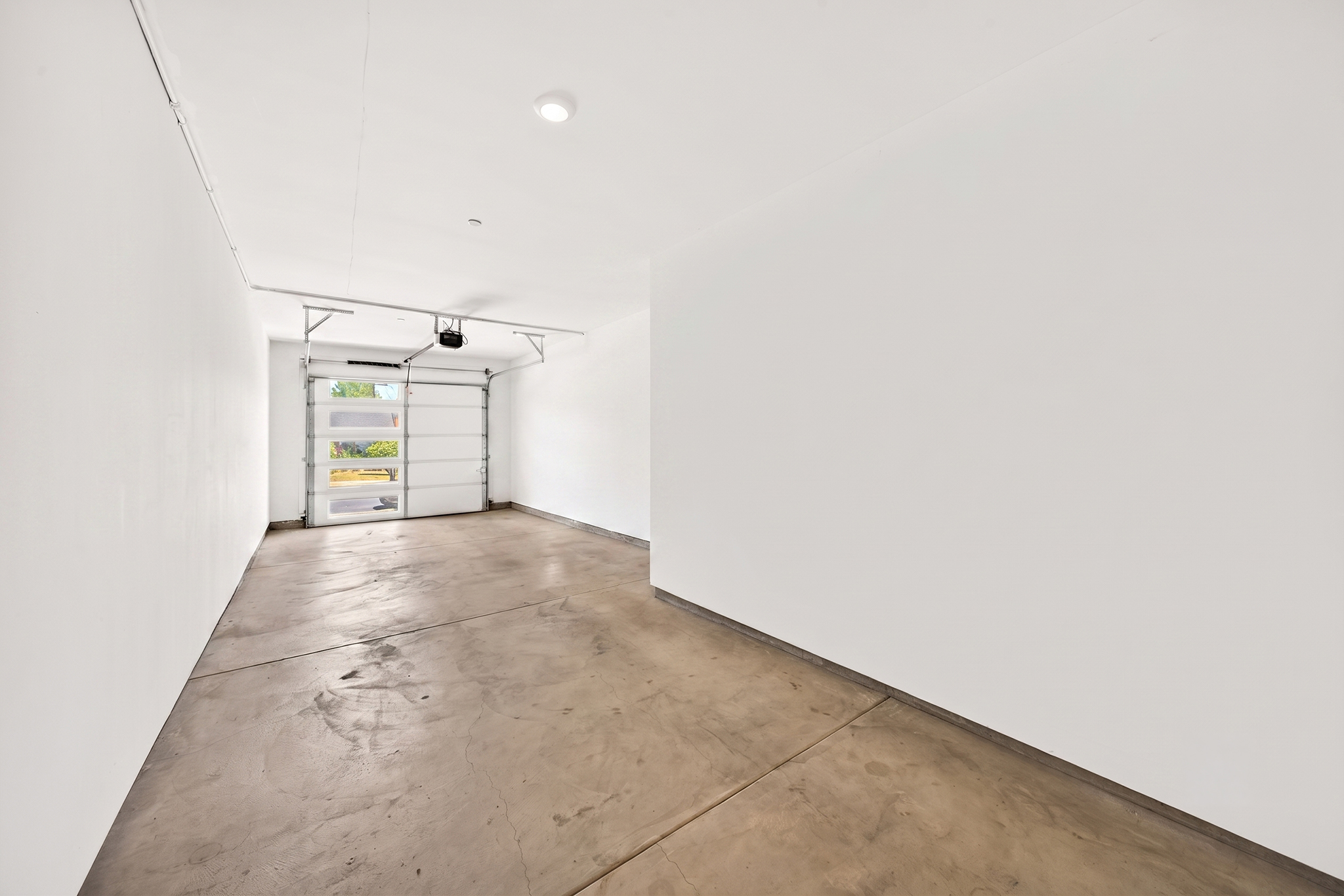  1135 N Commonwealth Avenue - 物件實景